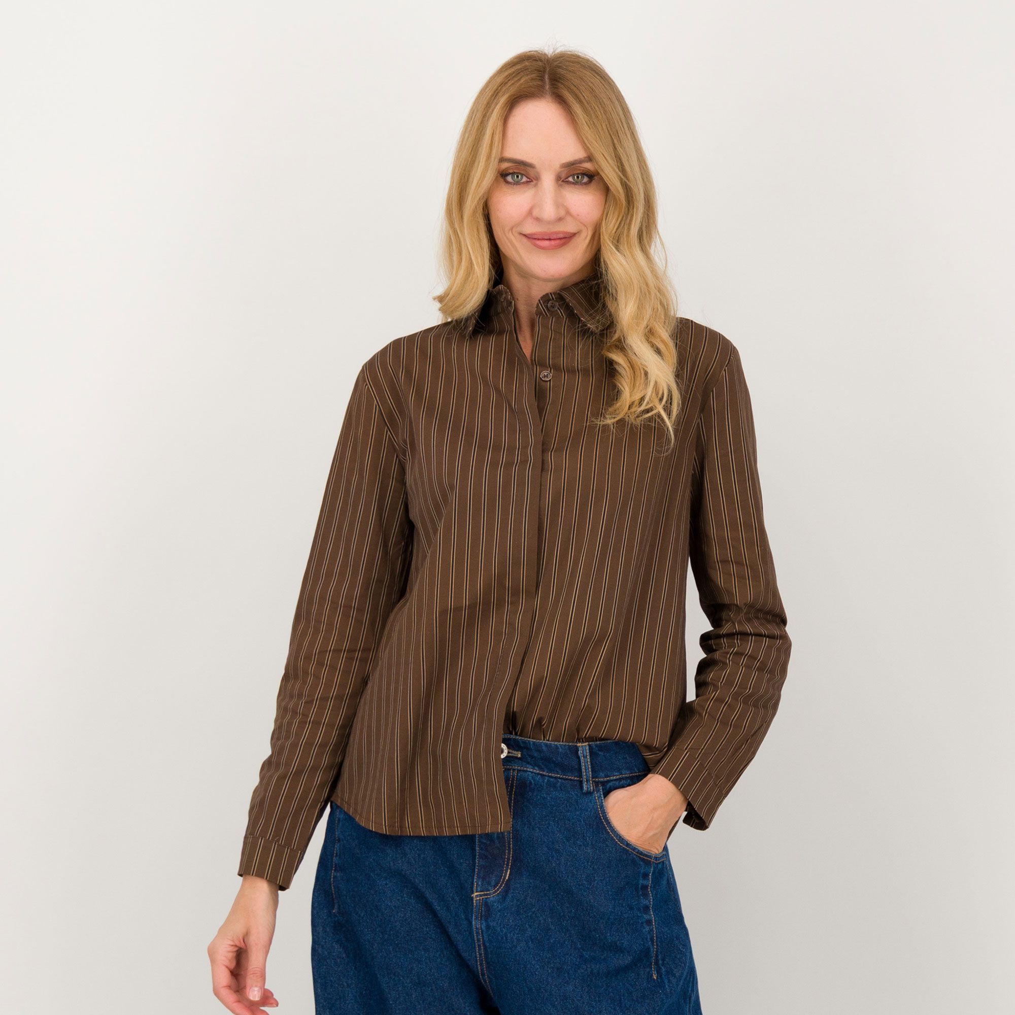 Lucrezia Sciortino
Camicia in cotone
a maniche lunghe