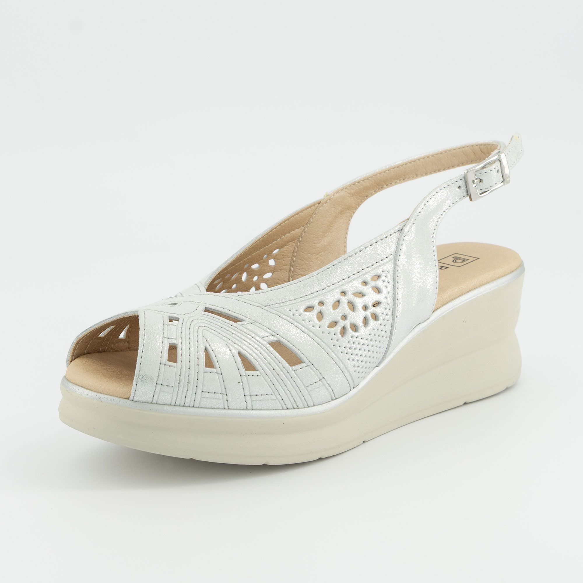 Pitillos
Sandali slingback
a punta aperta
in pelle