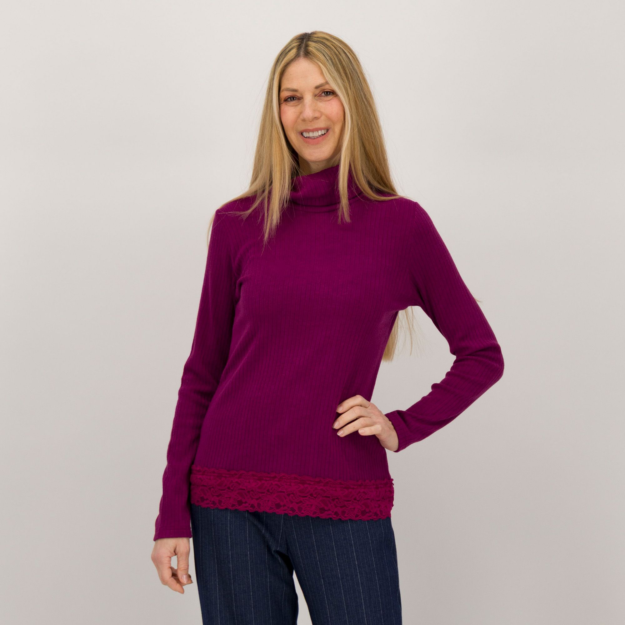 M’ama
Maglione a coste
con pizzo