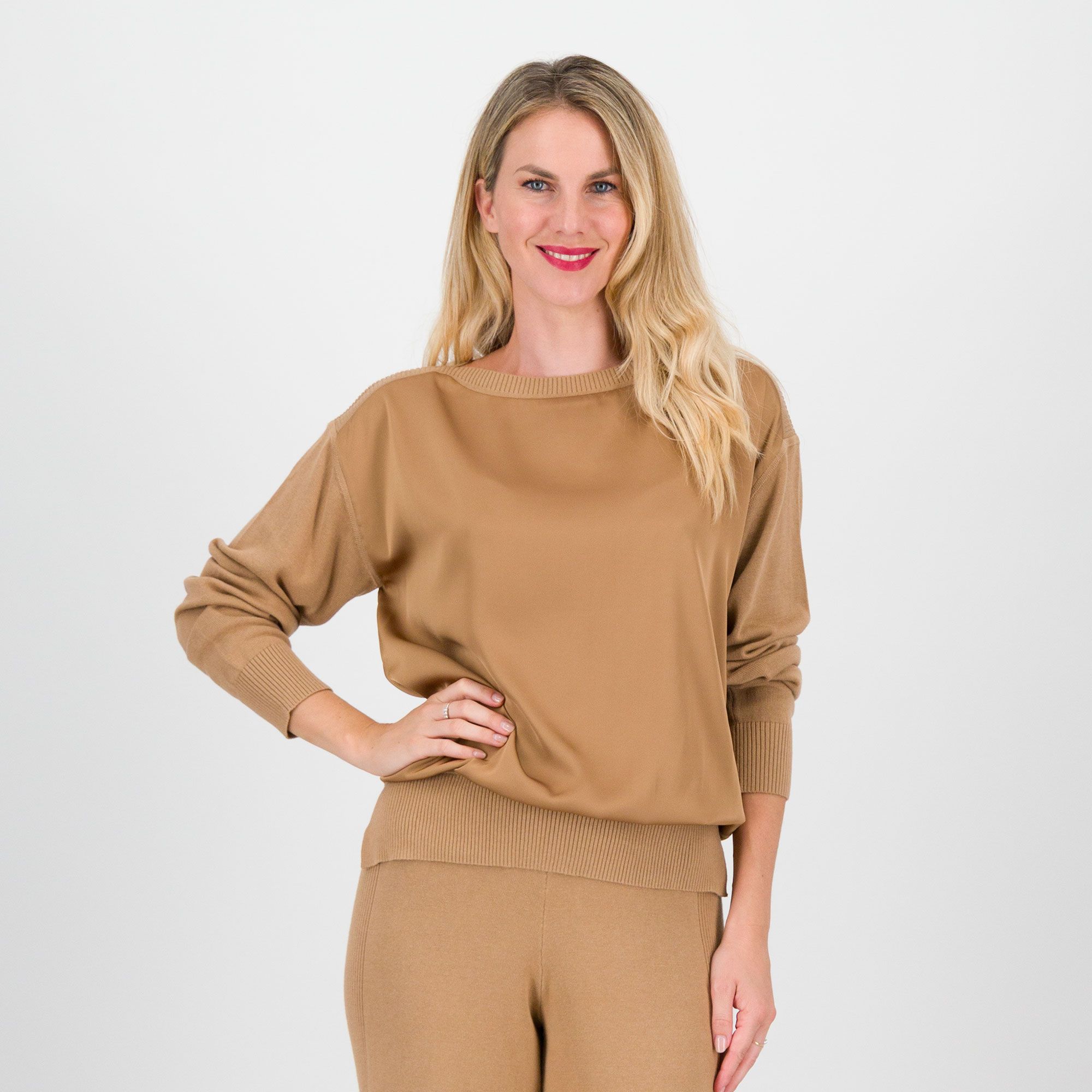 Wynne Layers
Blusa in raso