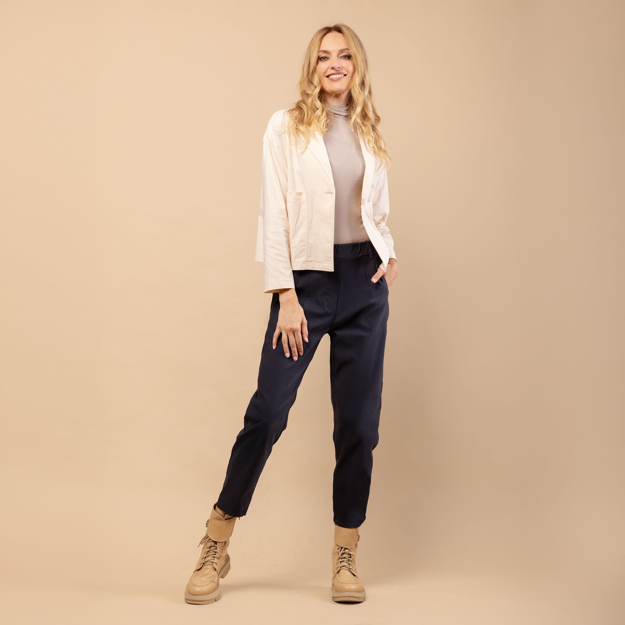 Lucrezia Sciortino
Pantaloni a carota
elasticizzati
anche Petite