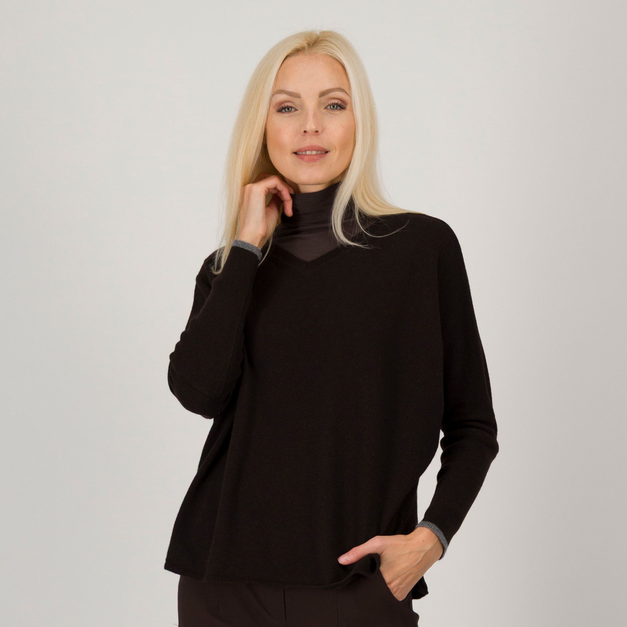 Lucrezia Sciortino
Maglia in filato
con cashmere