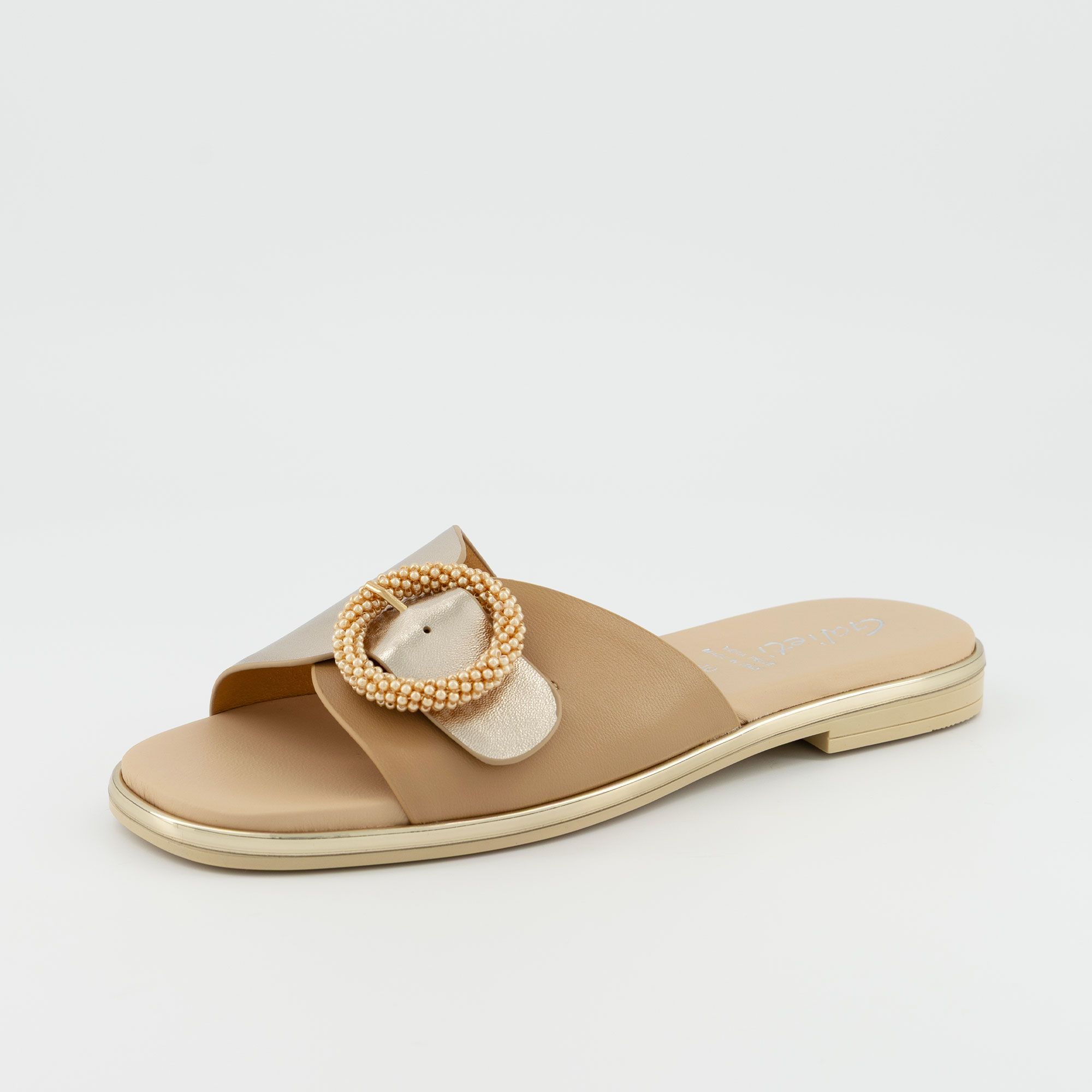 Galieti
Sandali in pelle
con fascia e
tacco 2,5 cm