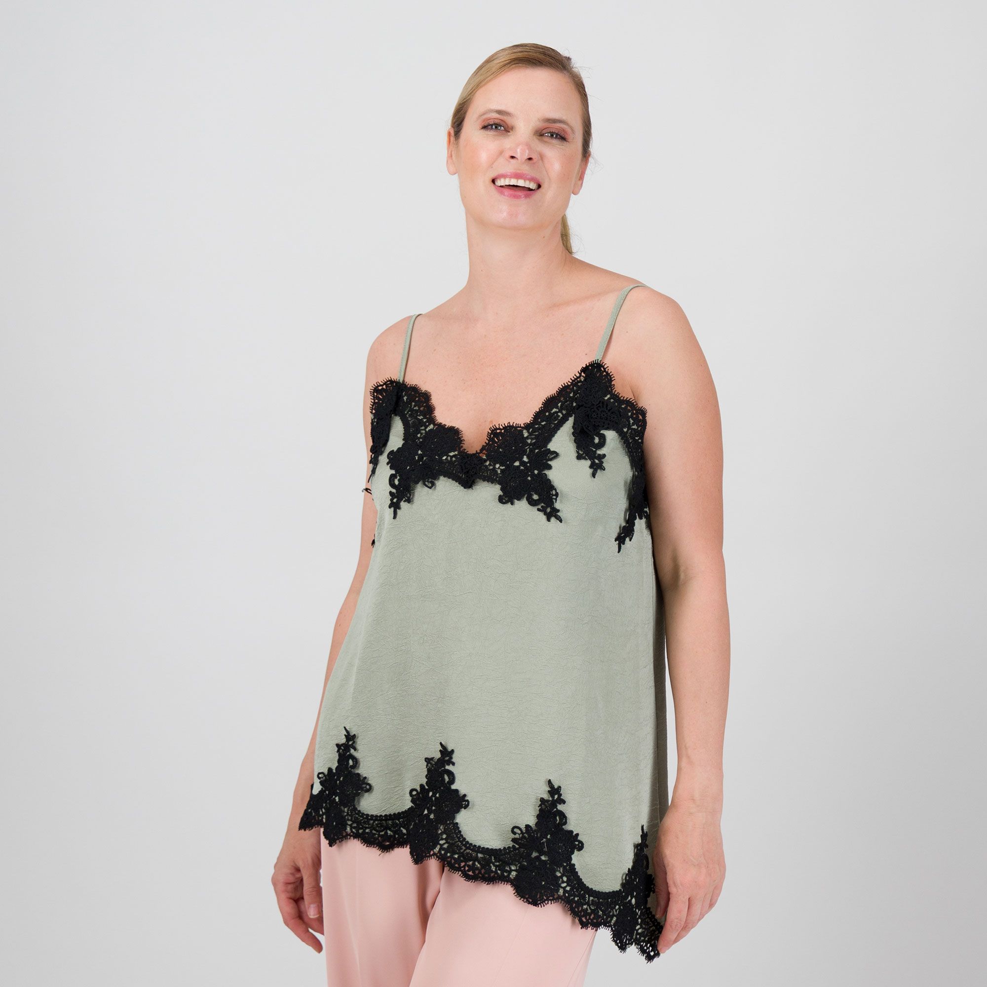 Mood Atelier
top smanicato