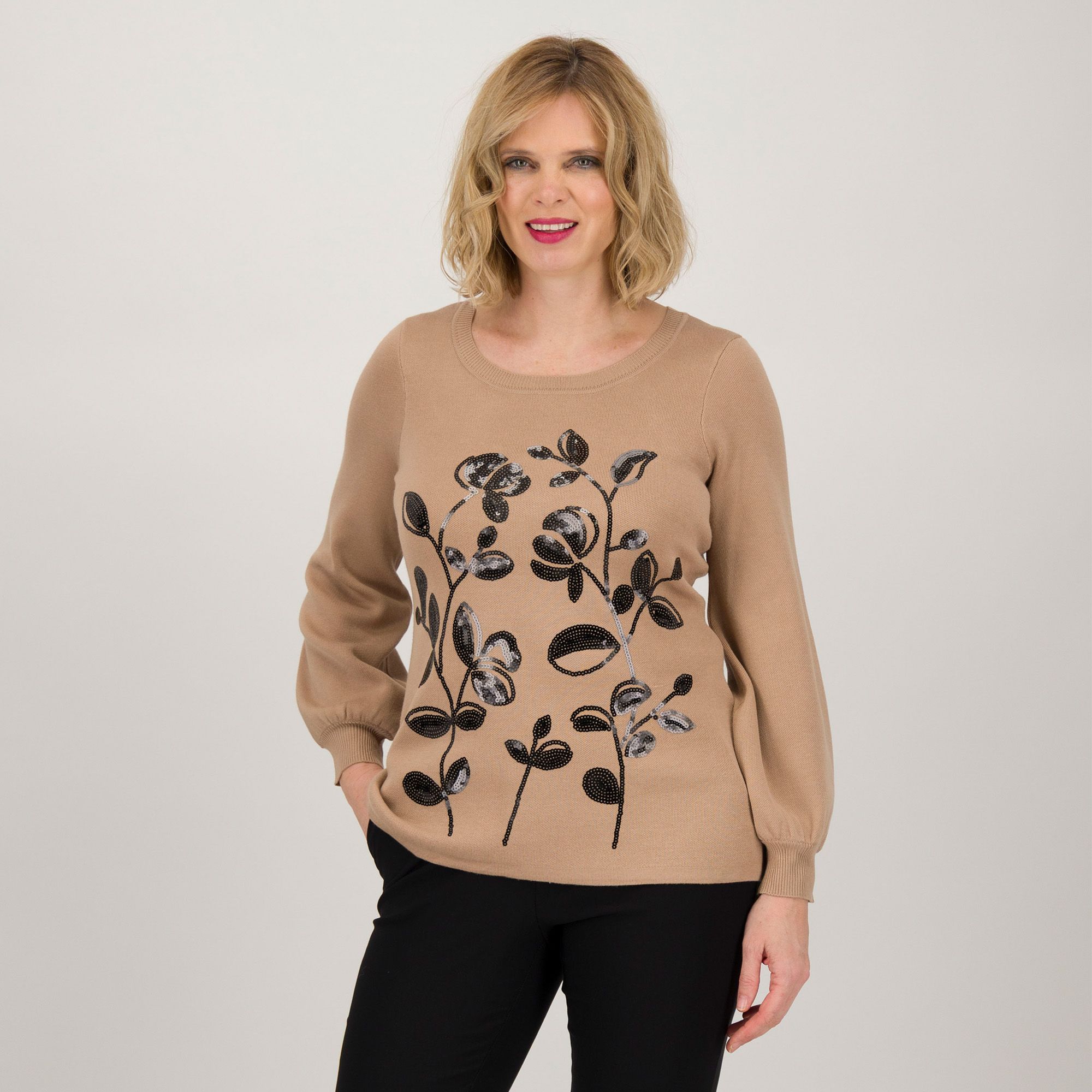 Nina Leonard
Maglia in misto
viscosa con
scollo tondo