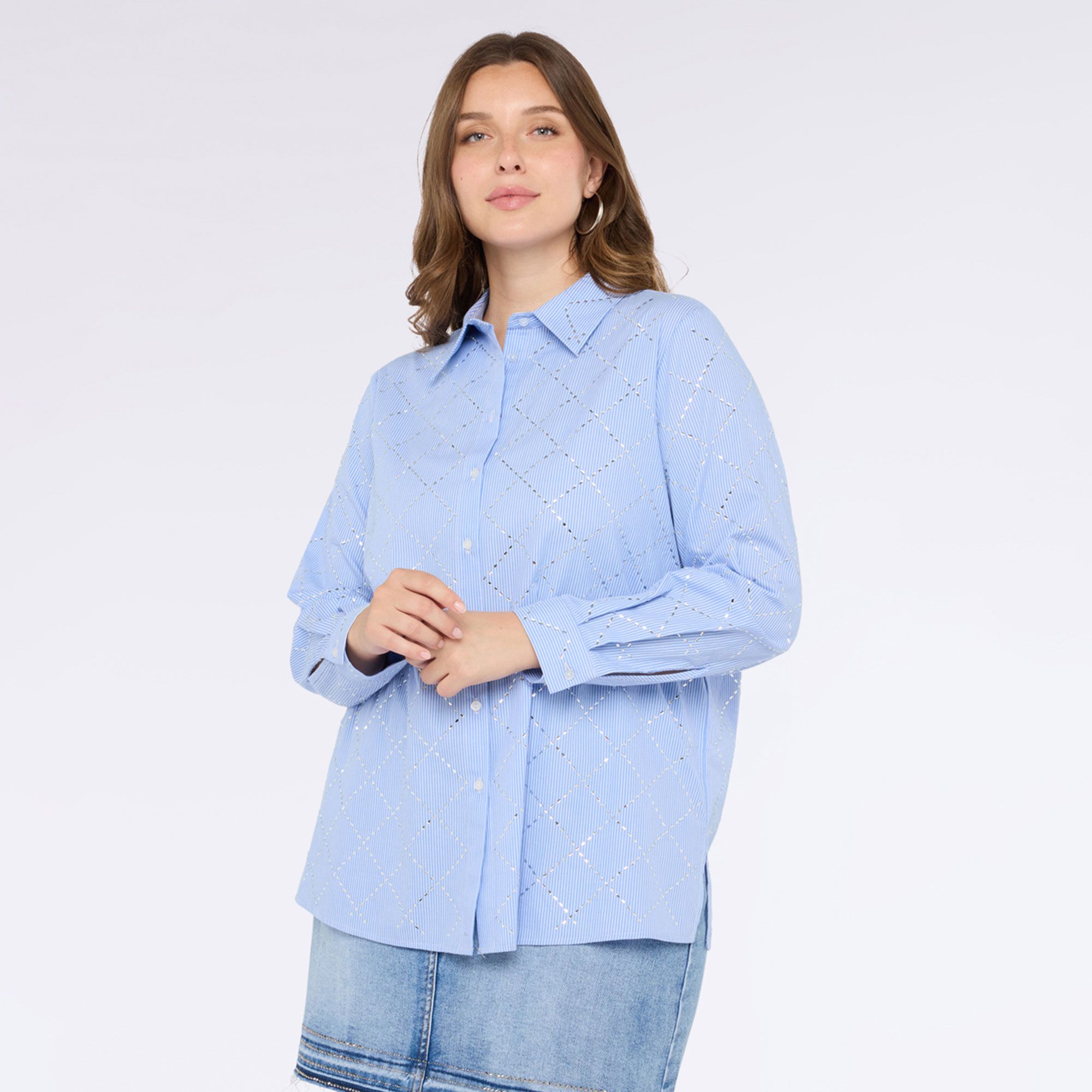 Fiorella Rubino
Camicia over
in popeline
fantasia rombi
