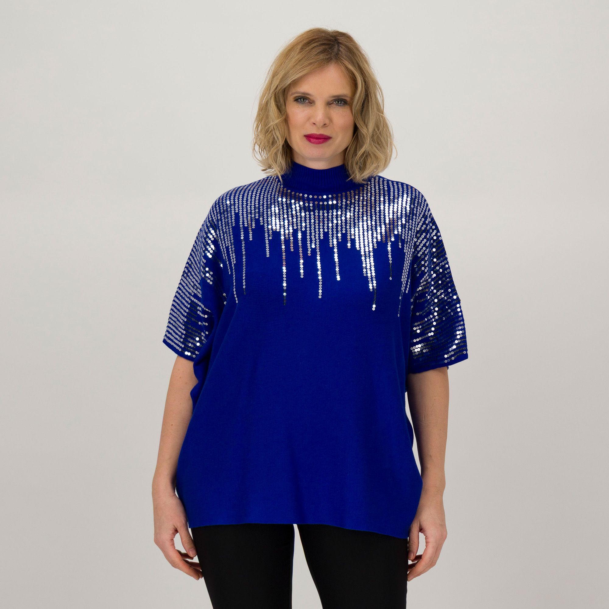 Nina Leonard
Maglia a poncho
in misto viscosa