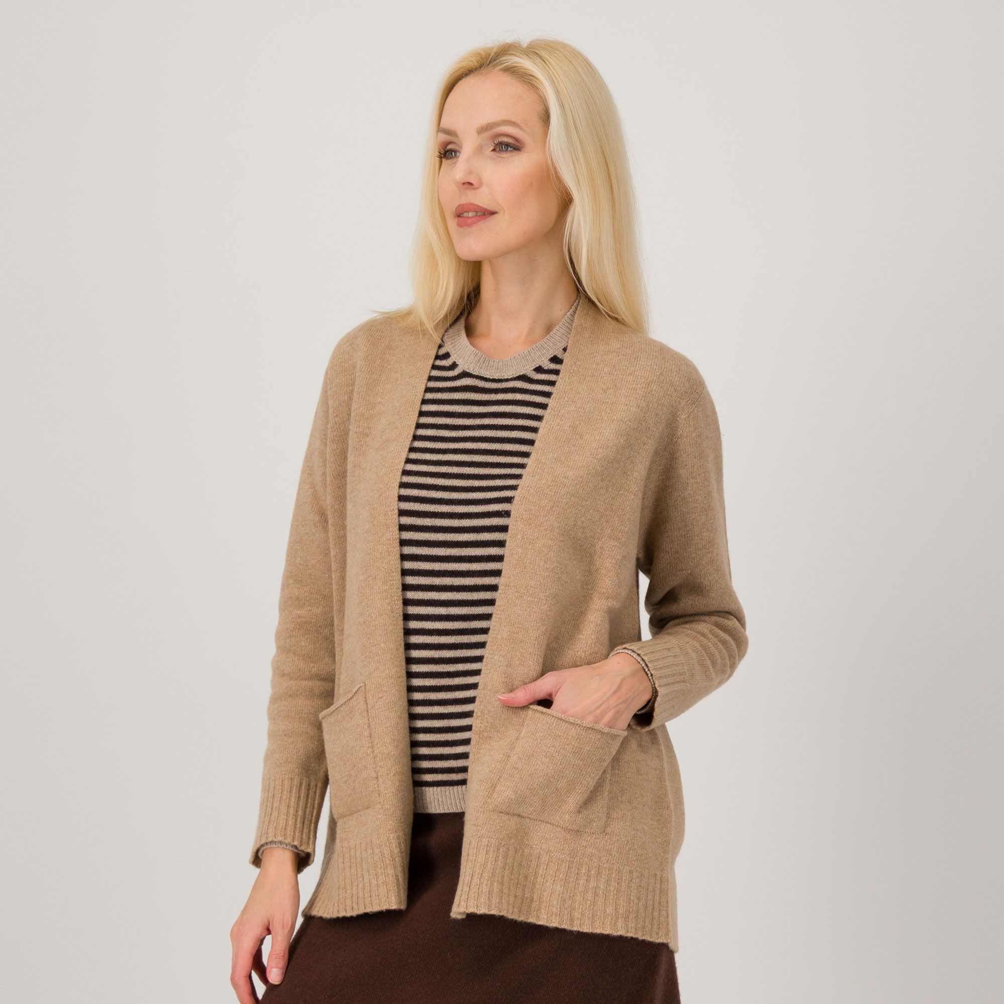 Hekla
Cardigan in misto
lana con cashmere