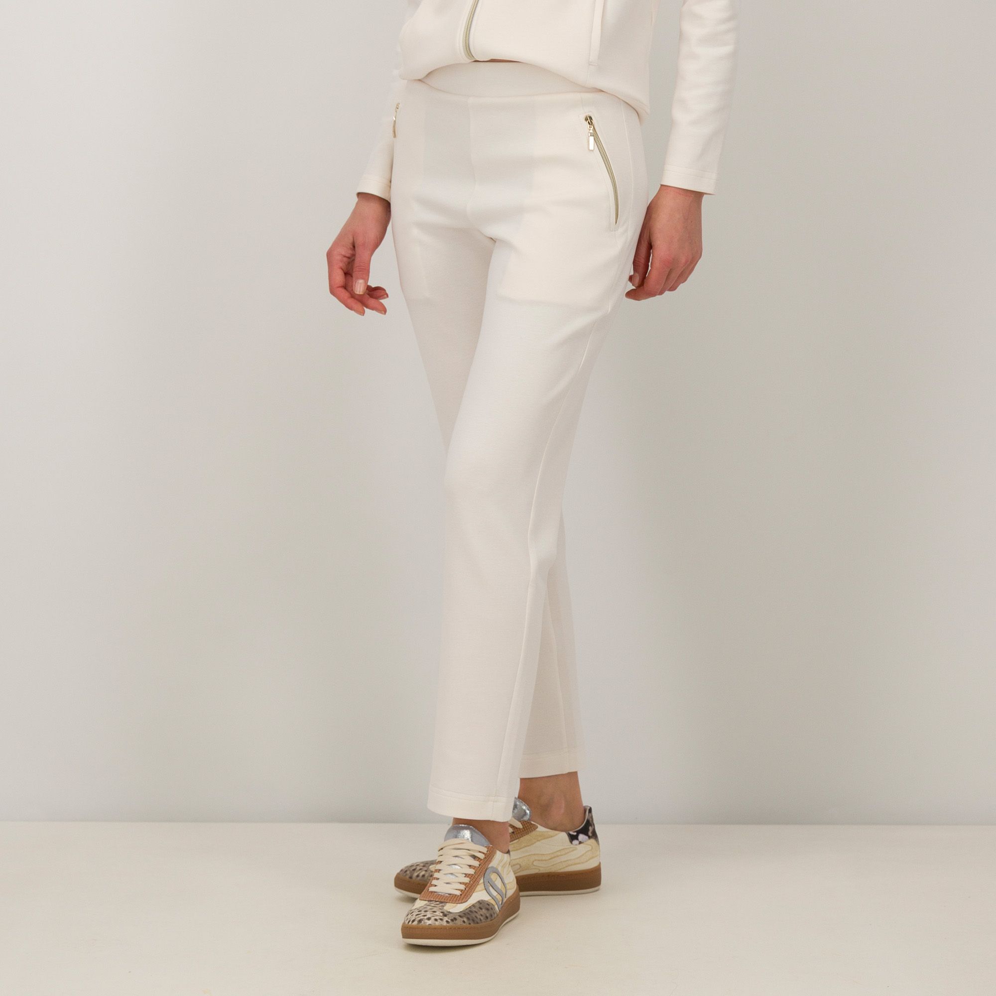 Officina della Moda
Pantaloni in misto
cotone con elastico