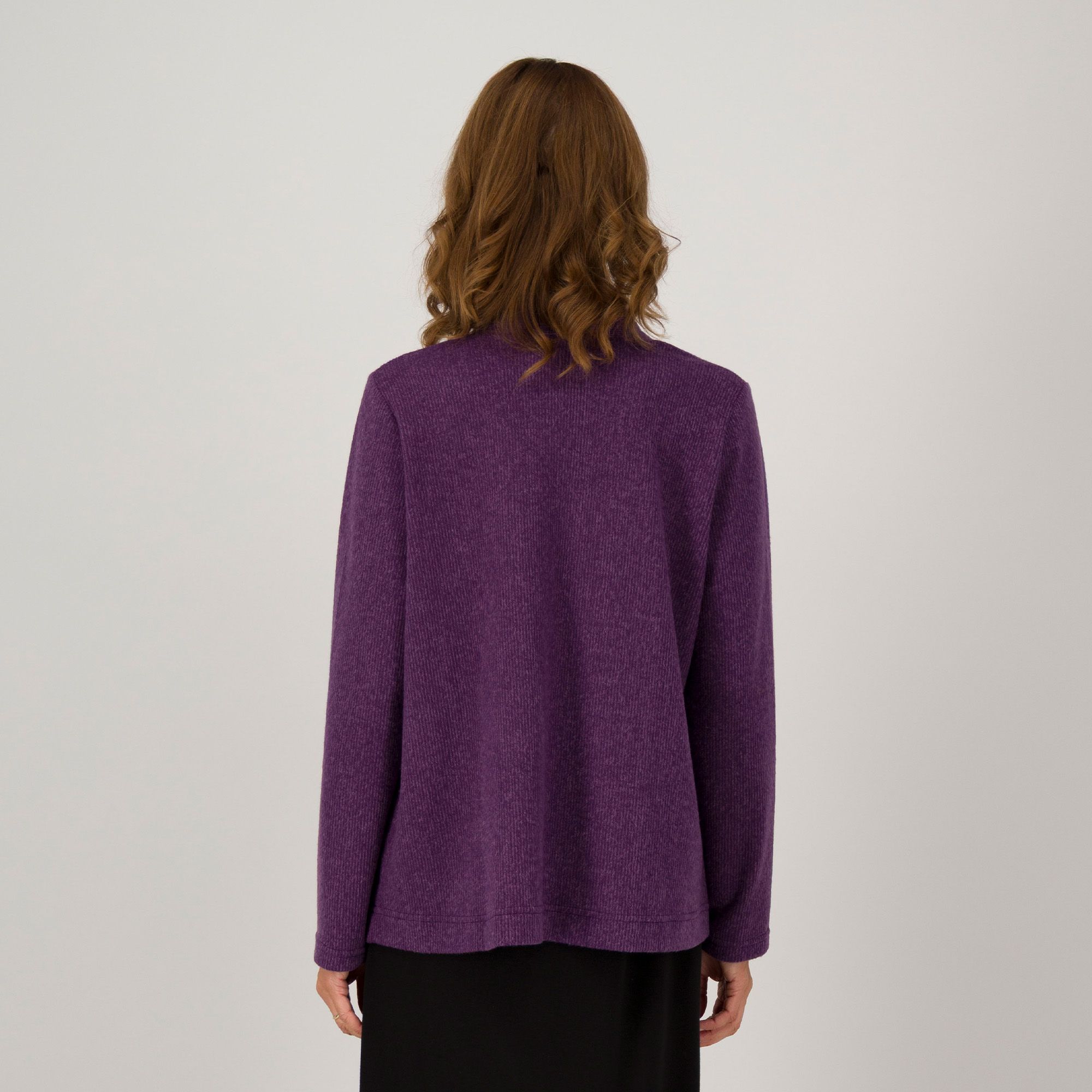 Caterina Lancini
Cardigan corto
in maglia
a coste