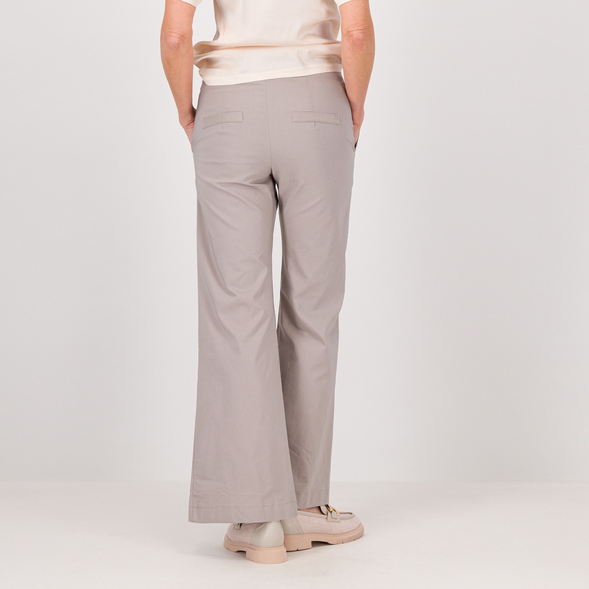 Image of M’ama Pantaloni pull-on ampi in tessuto elasticizzato061