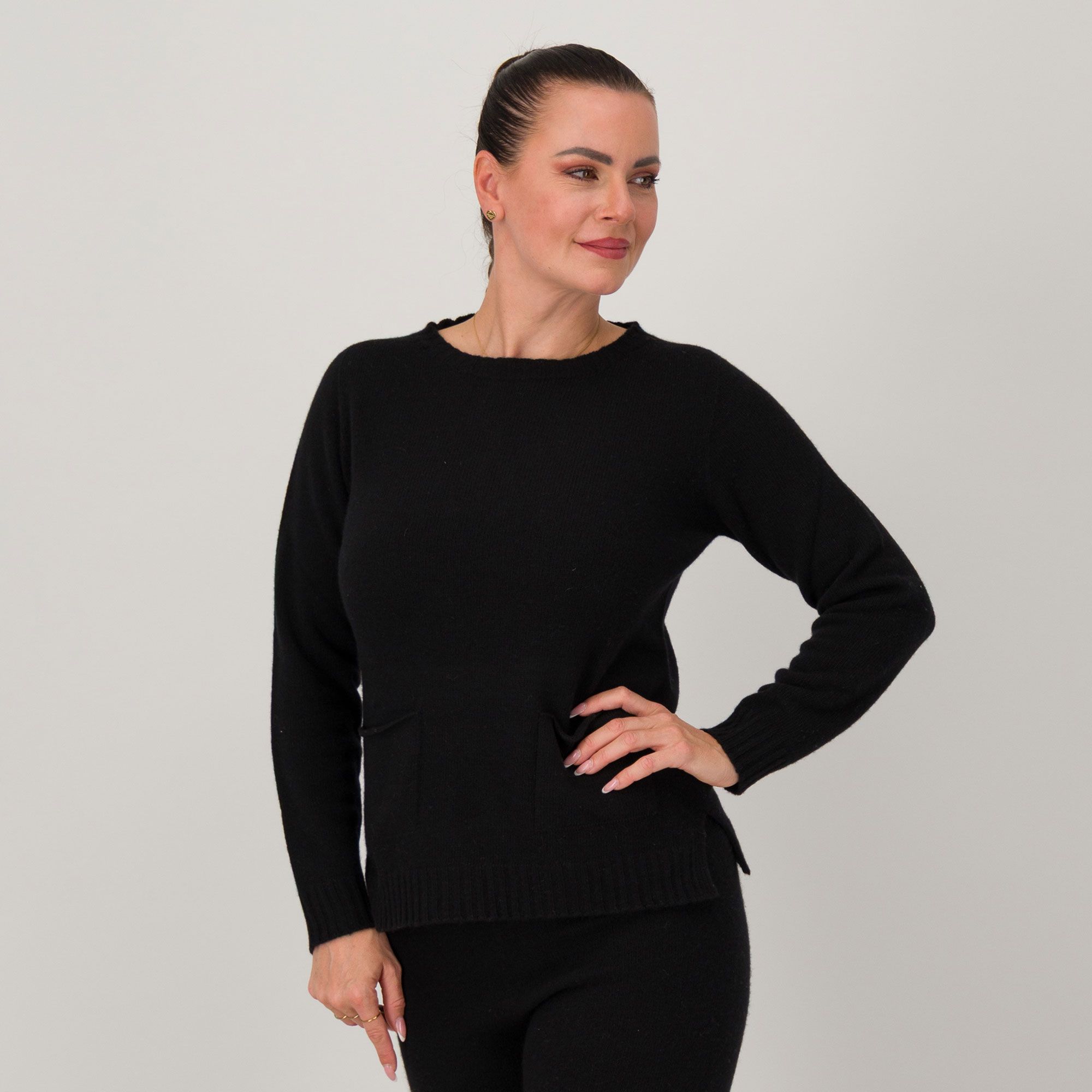 Hekla & Co.
Maglia girocollo
in misto lana
con cashmere