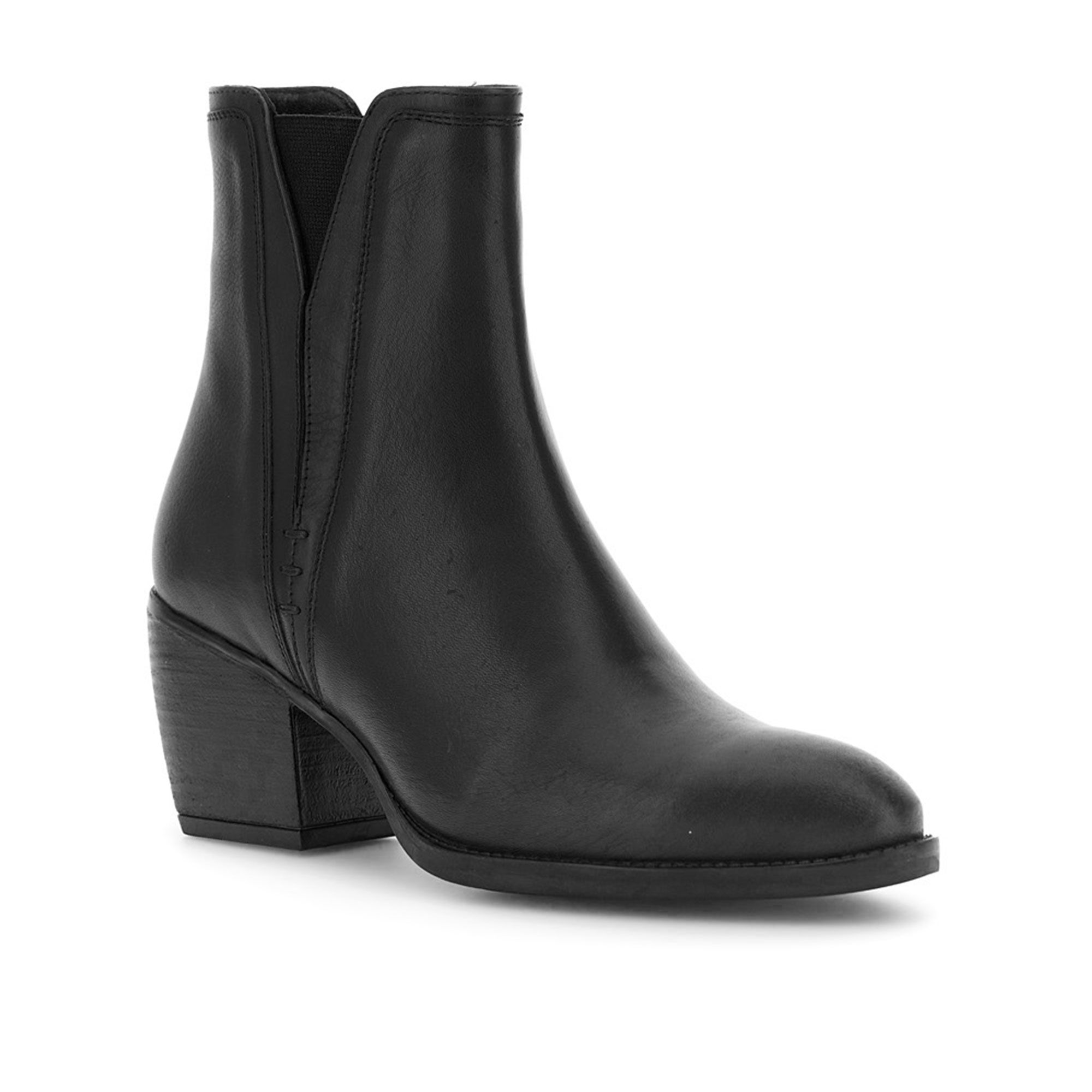 Cafè Noir
Tronchetti in pelle
con inserti elastici
e tacco 7 cm