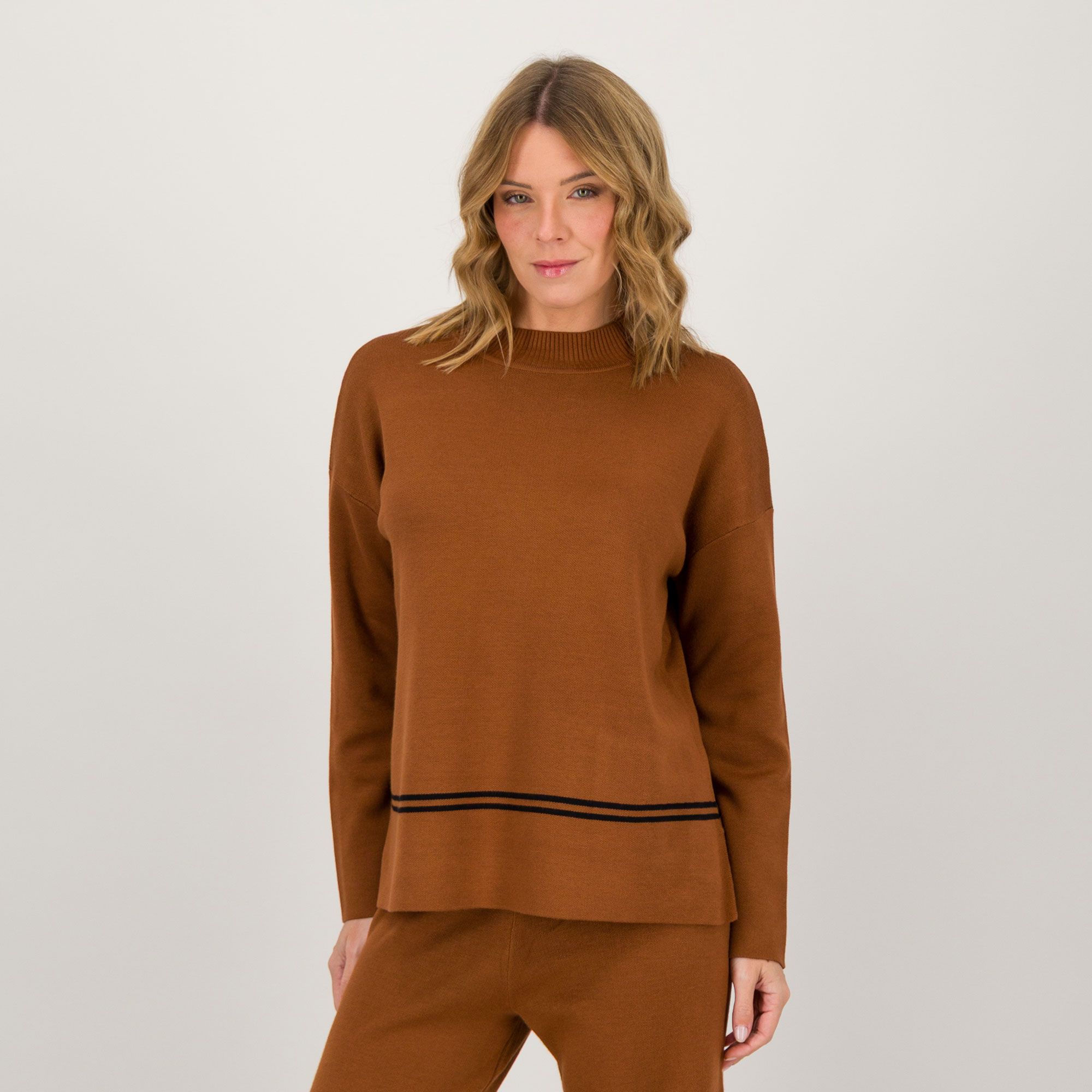 Nina Leonard
Maglietta a
maniche lunghe