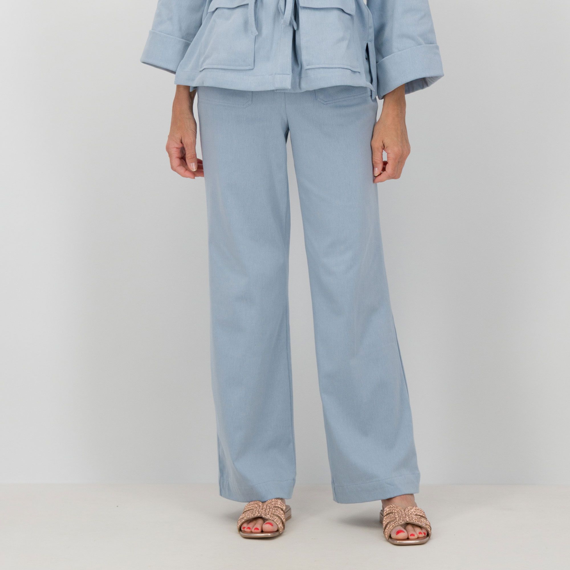 Grey by Jhoan 
Sebastian Grey
Pantaloni a gamba
svasata con elastico