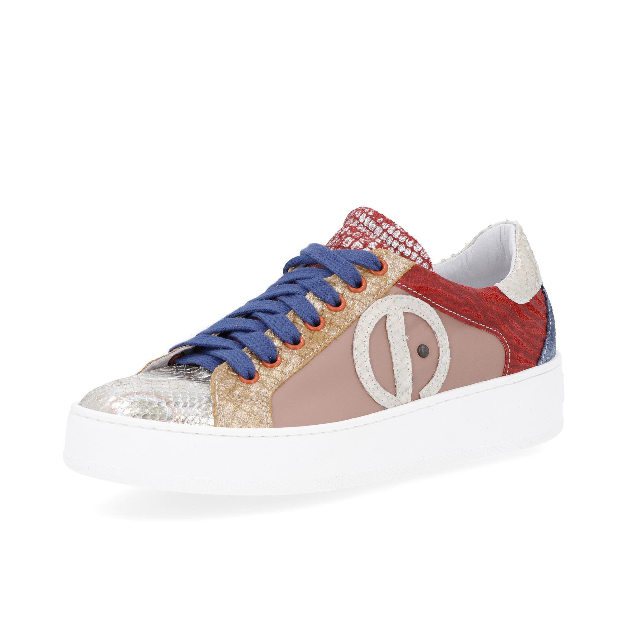 Image of Ebarrito Sneaker stringate in pelle patchwork con logo061