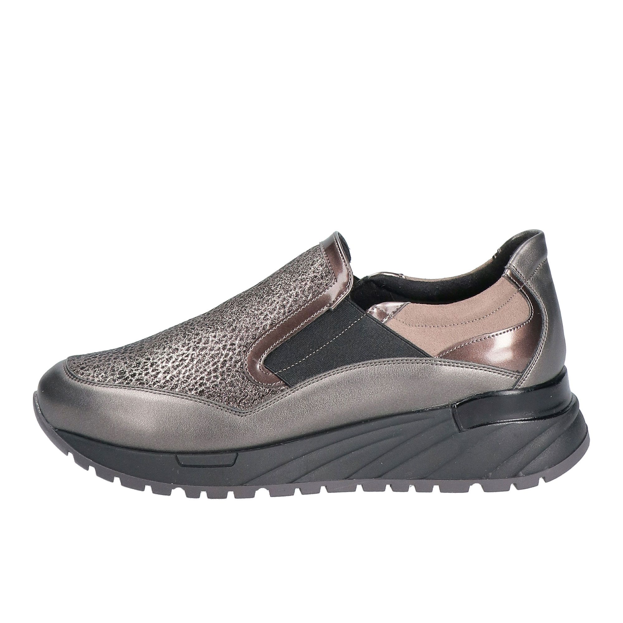 Le Serpentini
Sneaker slip on
con elastici laterali
e suola 4,5 cm