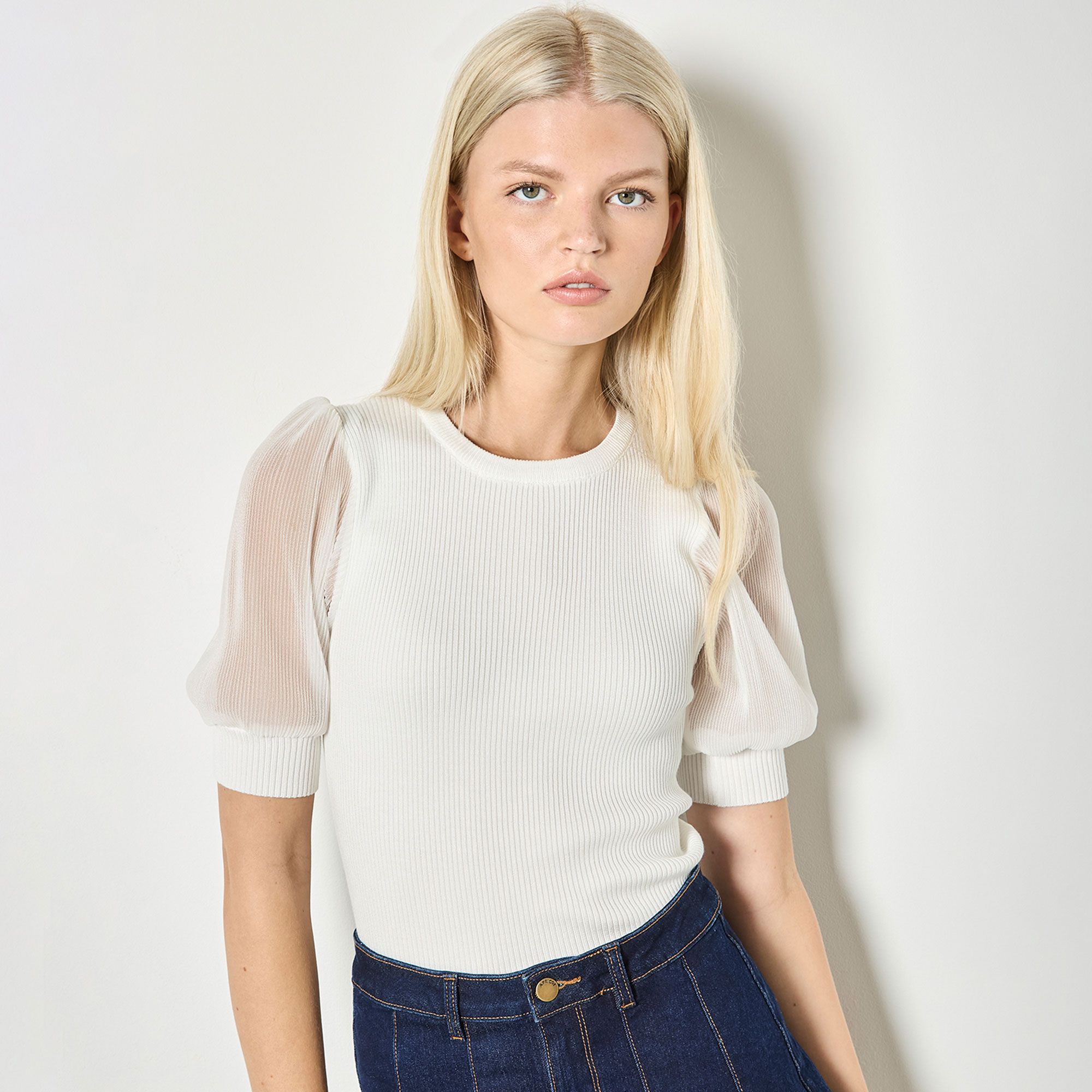 Apricot
Maglia girocollo
a maniche corte