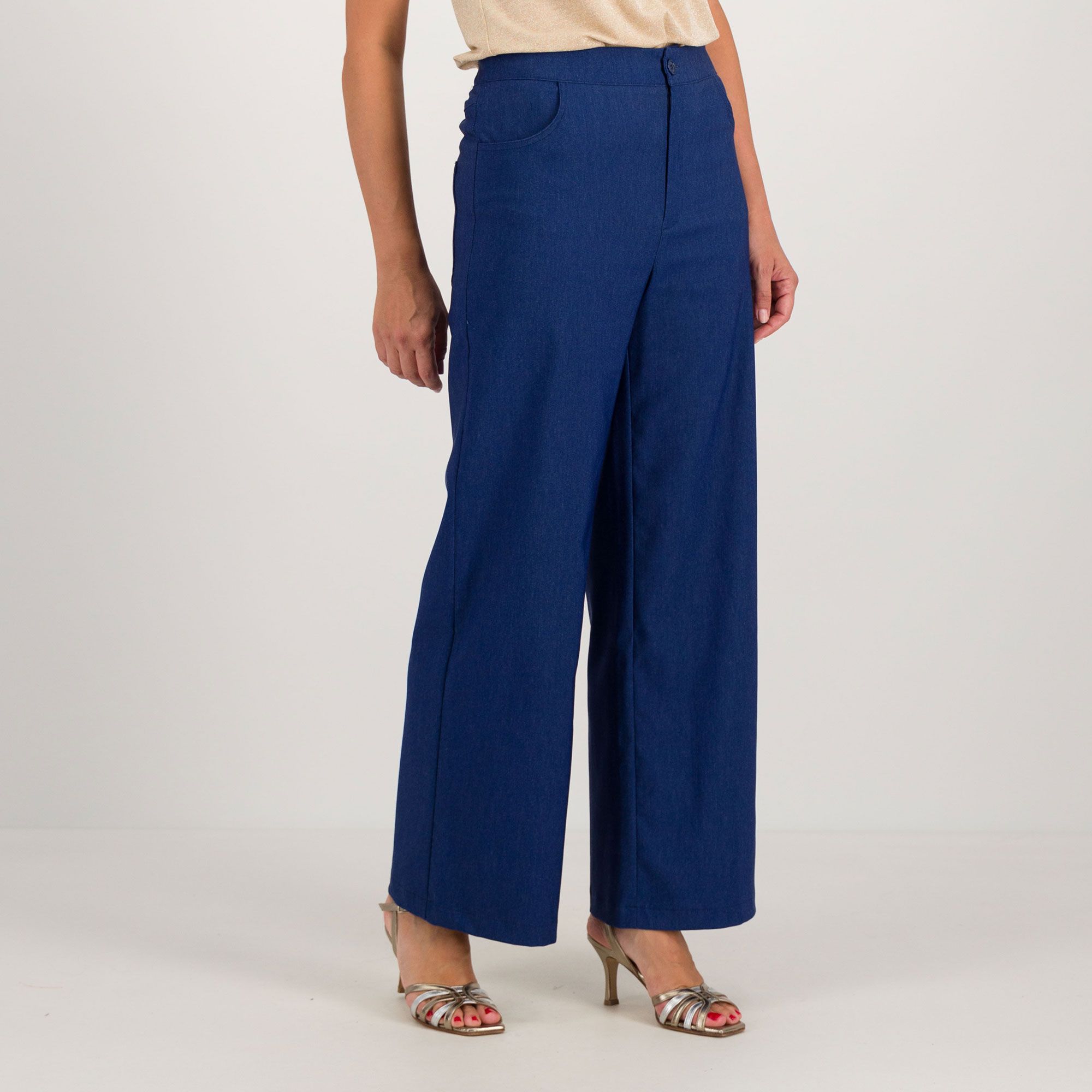 Caterina Lancini
Pantaloni simil jeans
stretch con elastico