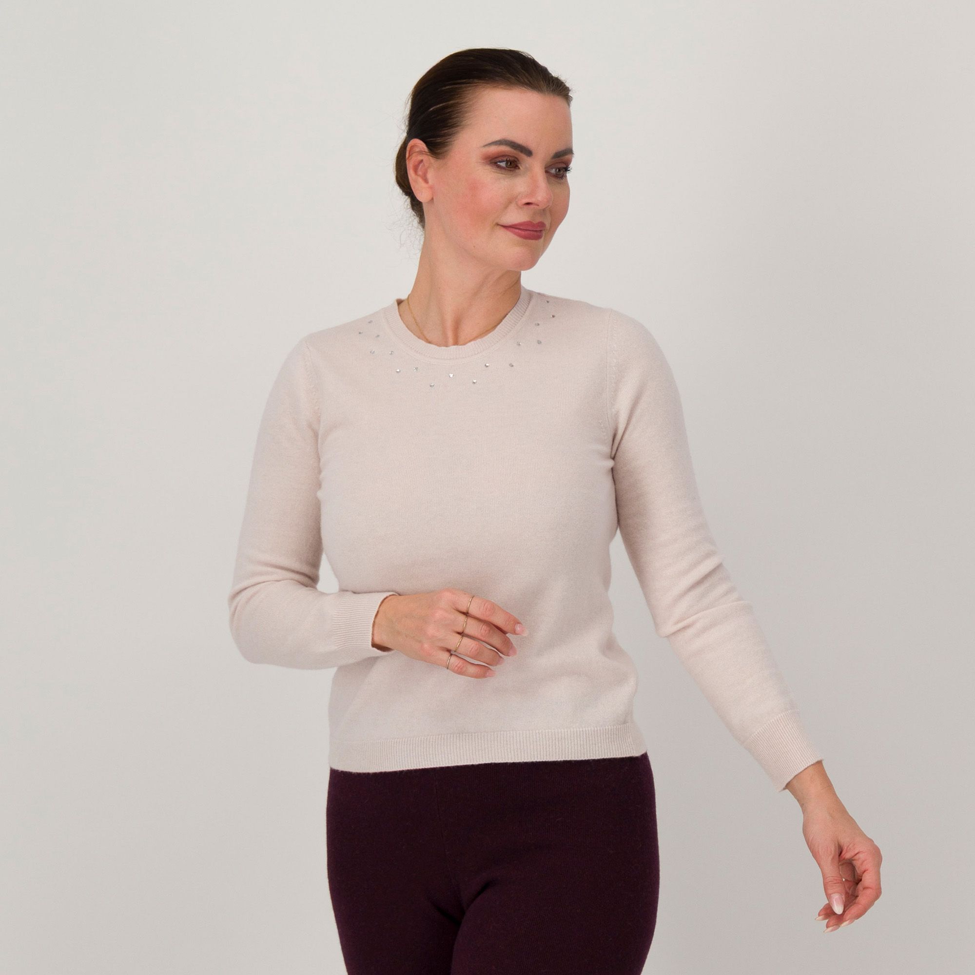 Hekla & Co
Maglione girocollo
in misto lana
con cashmere