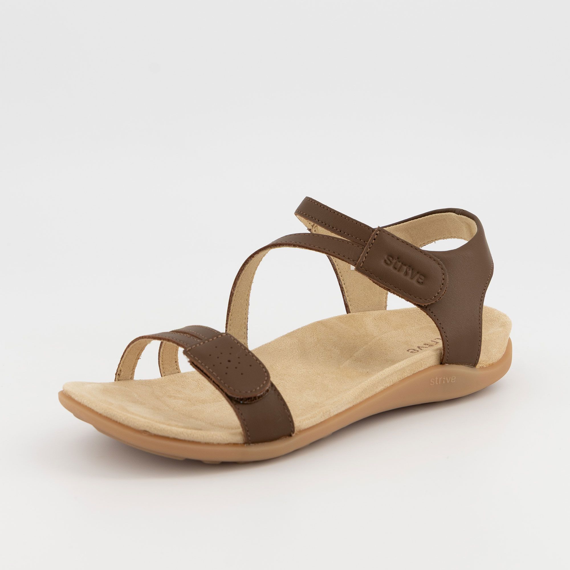 Strive Footwear
Sandali in pelle
con fascetta doppiata
e suola 3 cm