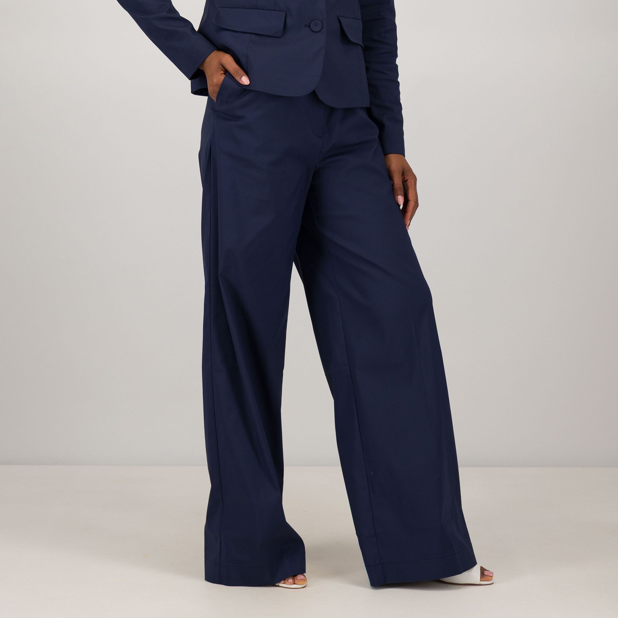 Caterina Lancini
Pantaloni a gamba
ampia con elastico