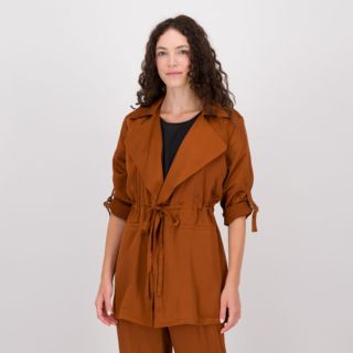 Nina Leonard
Giacca tessuto satin
con coulisse in vita 
maniche risvoltabili