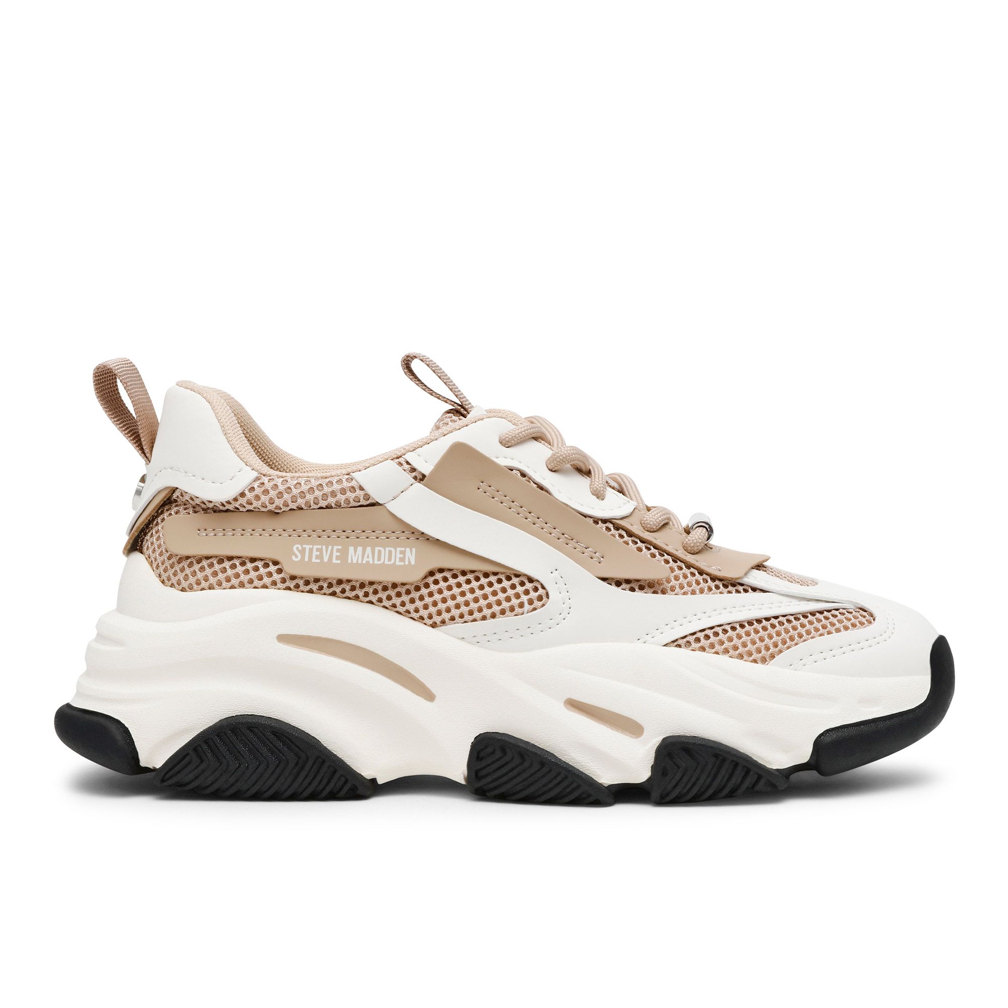 Steve Madden
Sneaker in tessuto
mesh con suola
chunky 5cm