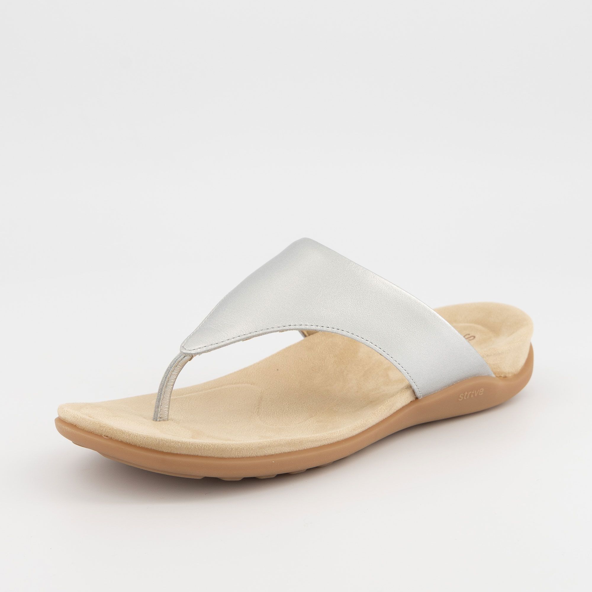 Strive Footwear
Sandali infradito in
pelle con fascia
imbottita e suola 3cm