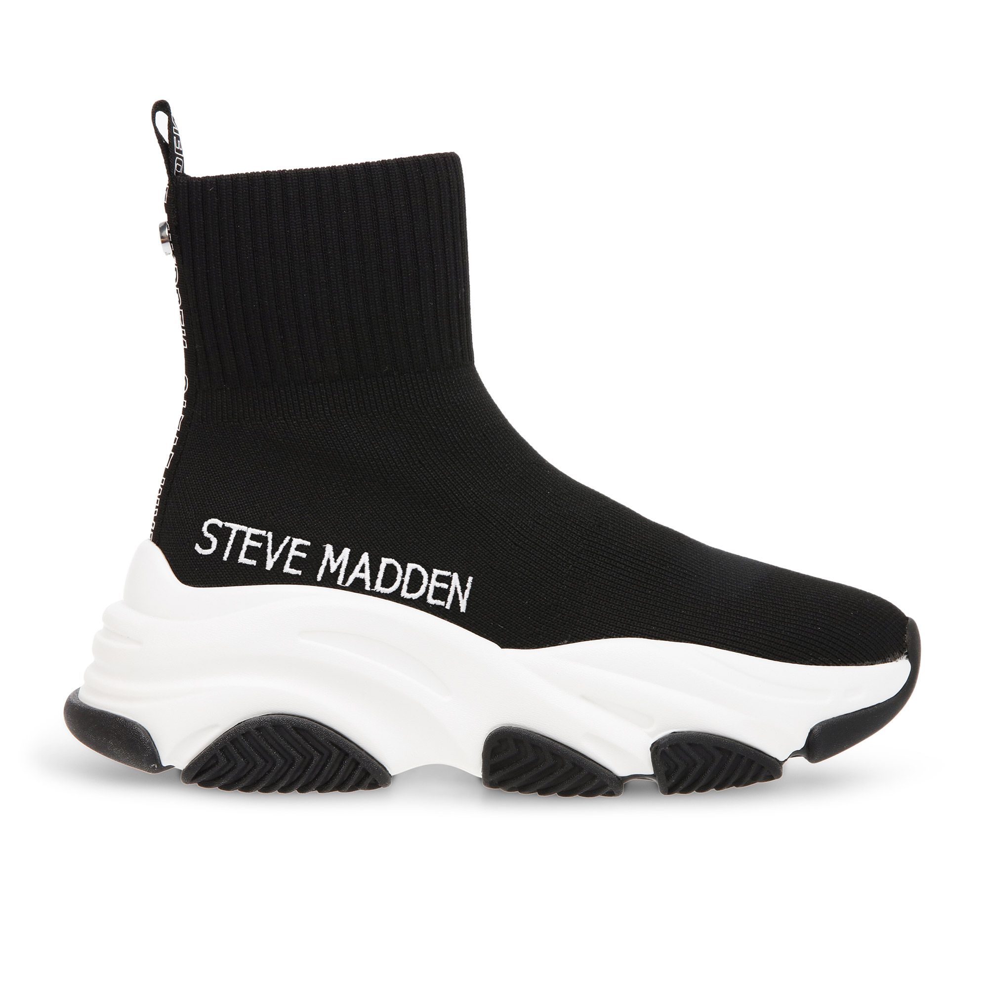 Steve Madden
Sneaker alte
con tessuto stretch
e suola chunky