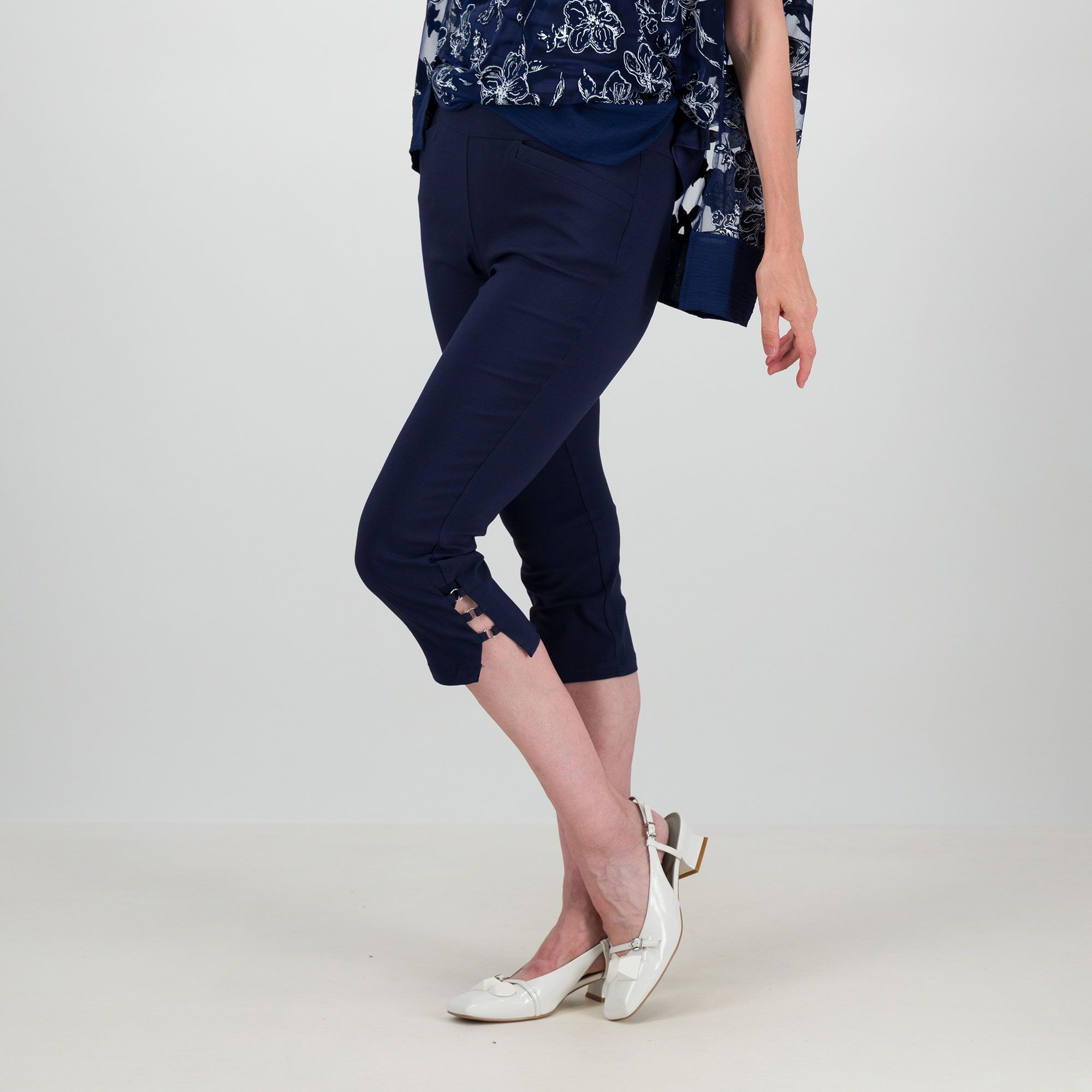 Nina Leonard Pantaloni cropped con tasche