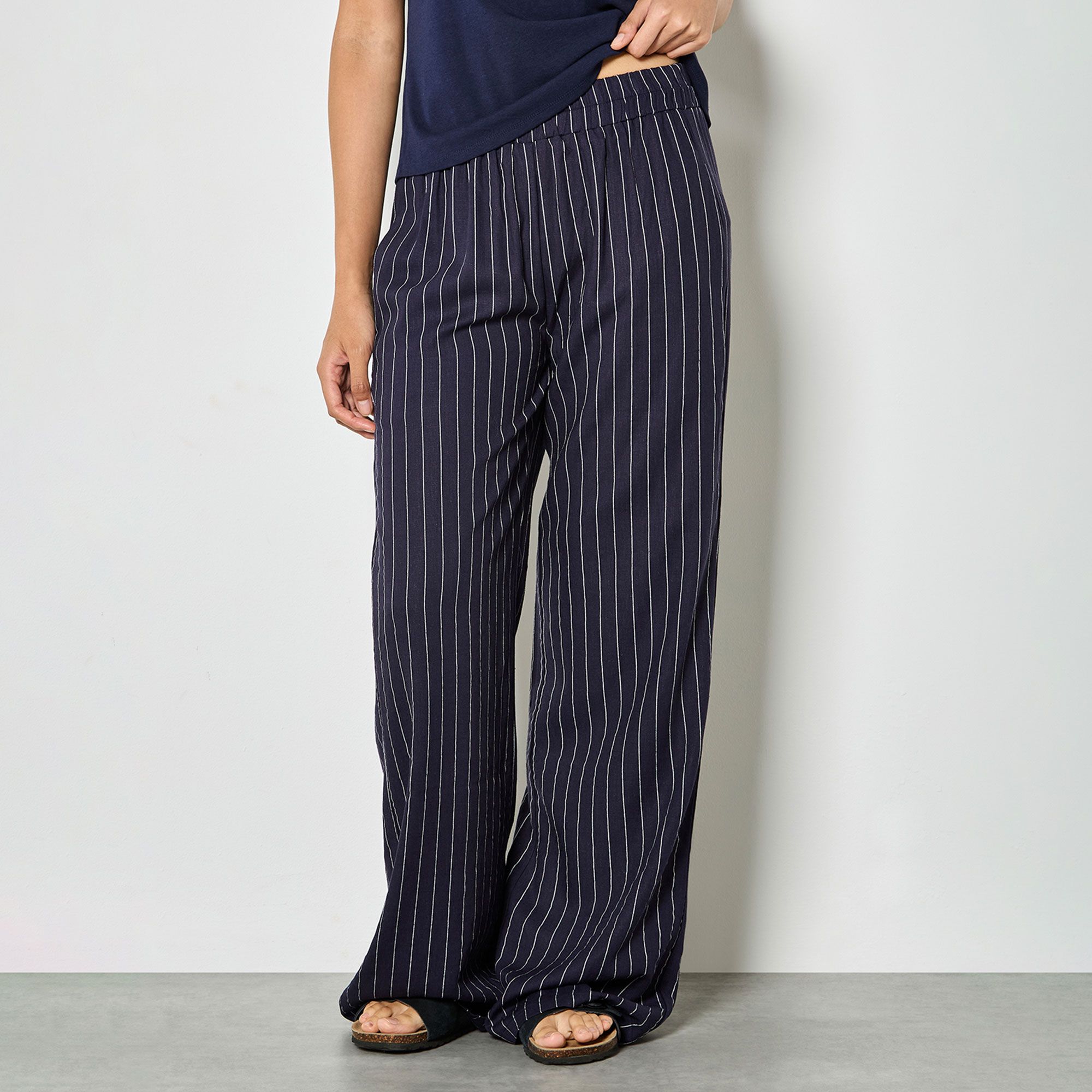 Apricot
Pantaloni gessati
con elastico
con lino