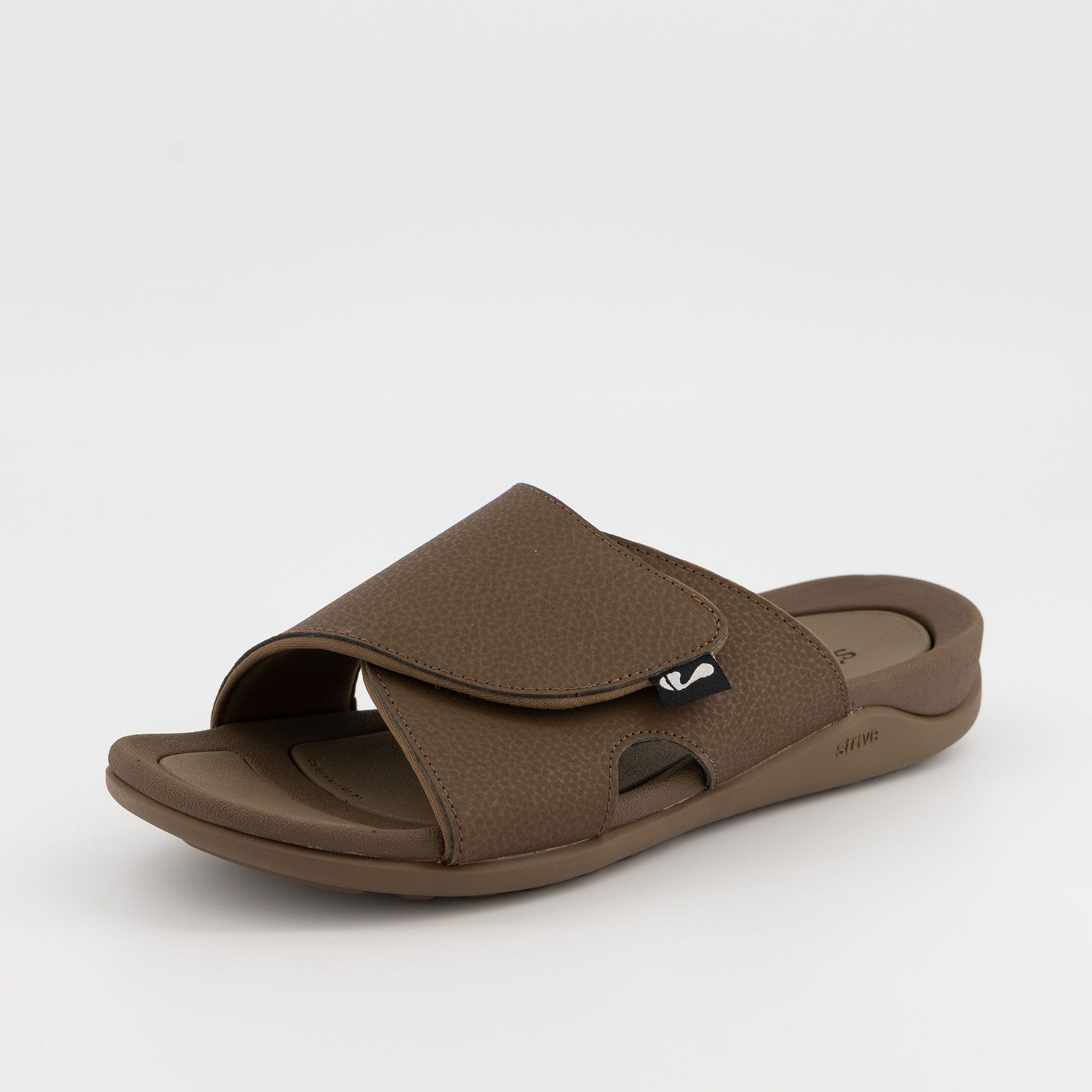 Strive Footwear
Ciabatte in sintetico
con due fasce e
suola 3 cm