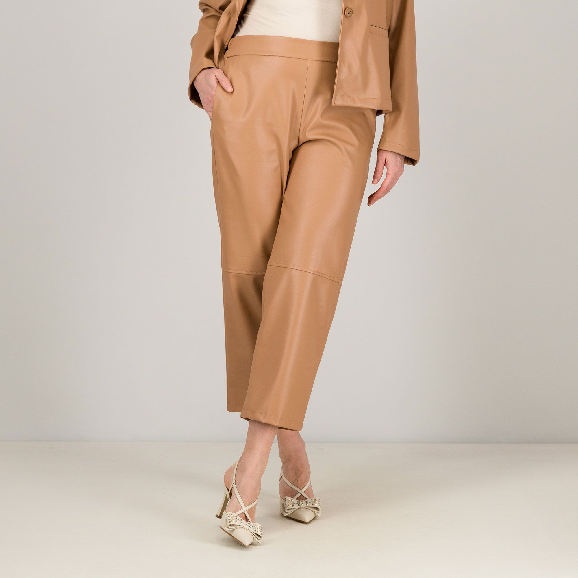 Mood Atelier
Pantaloni linea
a balloon con
elastico