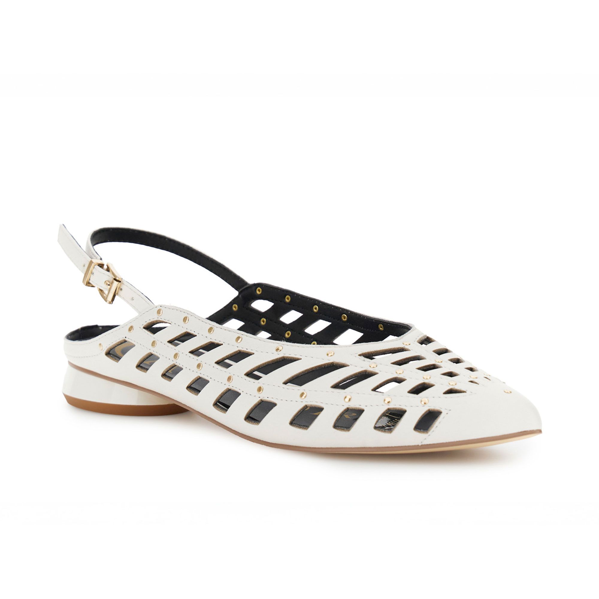 Cafè Noir
Ballerine in pelle
con borchiette e
tacco 2 cm