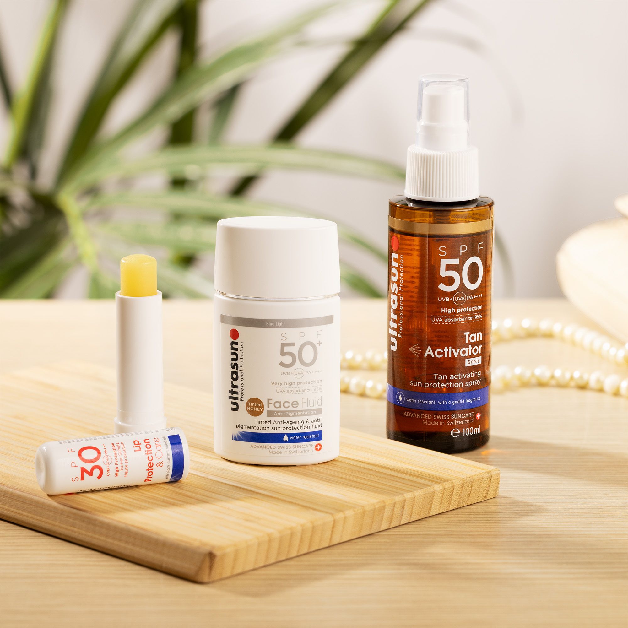 Ultrasun
Kit solari 2 varianti
corpo SPF50, viso
SPF50+, labbra SPF30