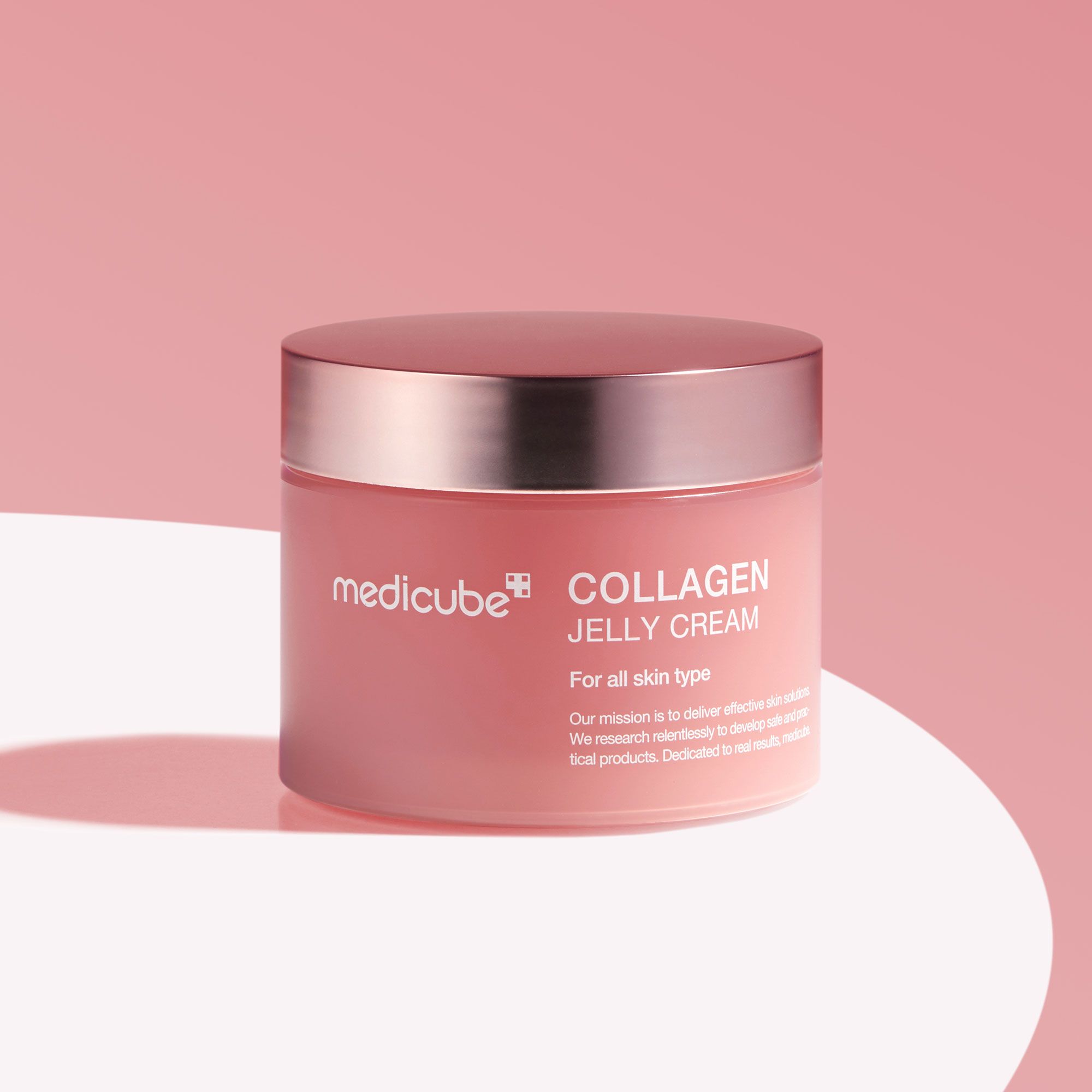 Medicube
Collagen Jelly 
Crema viso effetto
tensore (110ml)