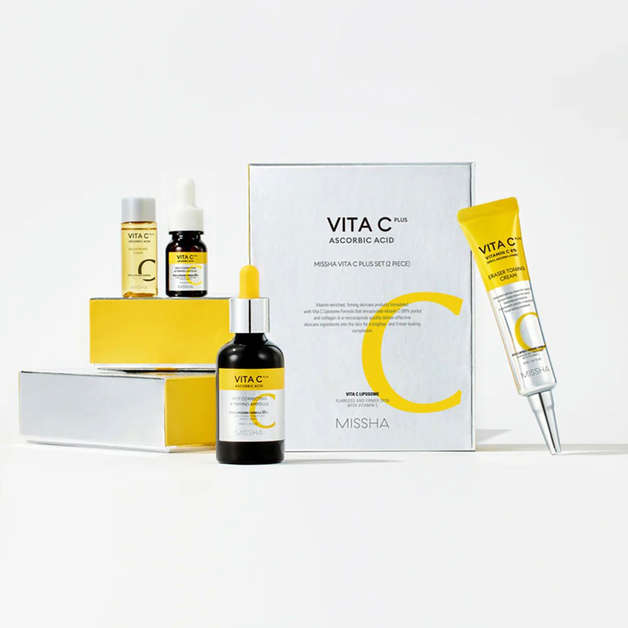 Missha
Vita C: crema (30ml),
siero (40ml+10ml),
tonico (15ml) e dischetti