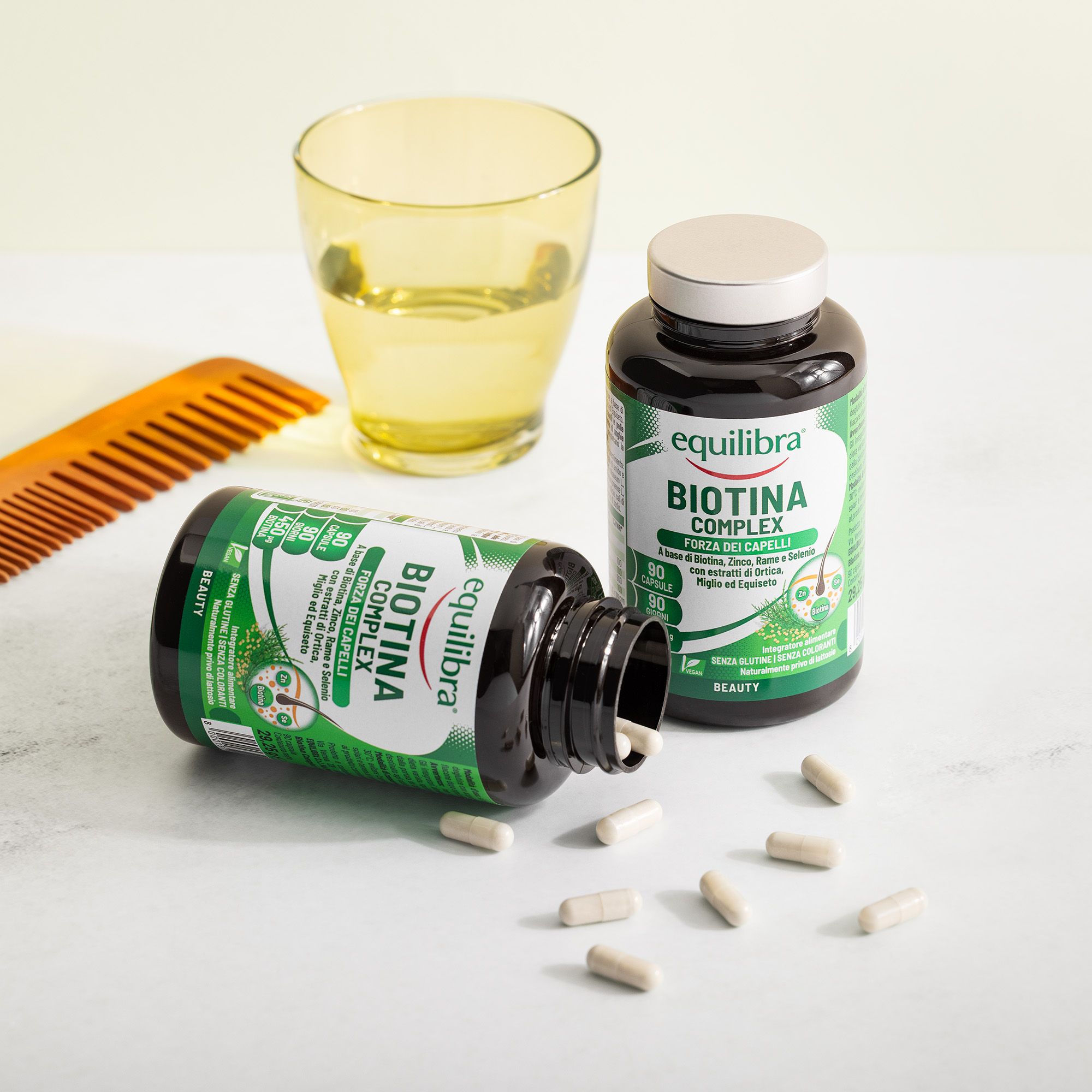 Equilibra®
Biotina Complex
integratore capelli
e pelle (2x90cps)