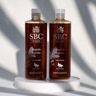 SBC
2 bagnoschiuma 
al propoli
