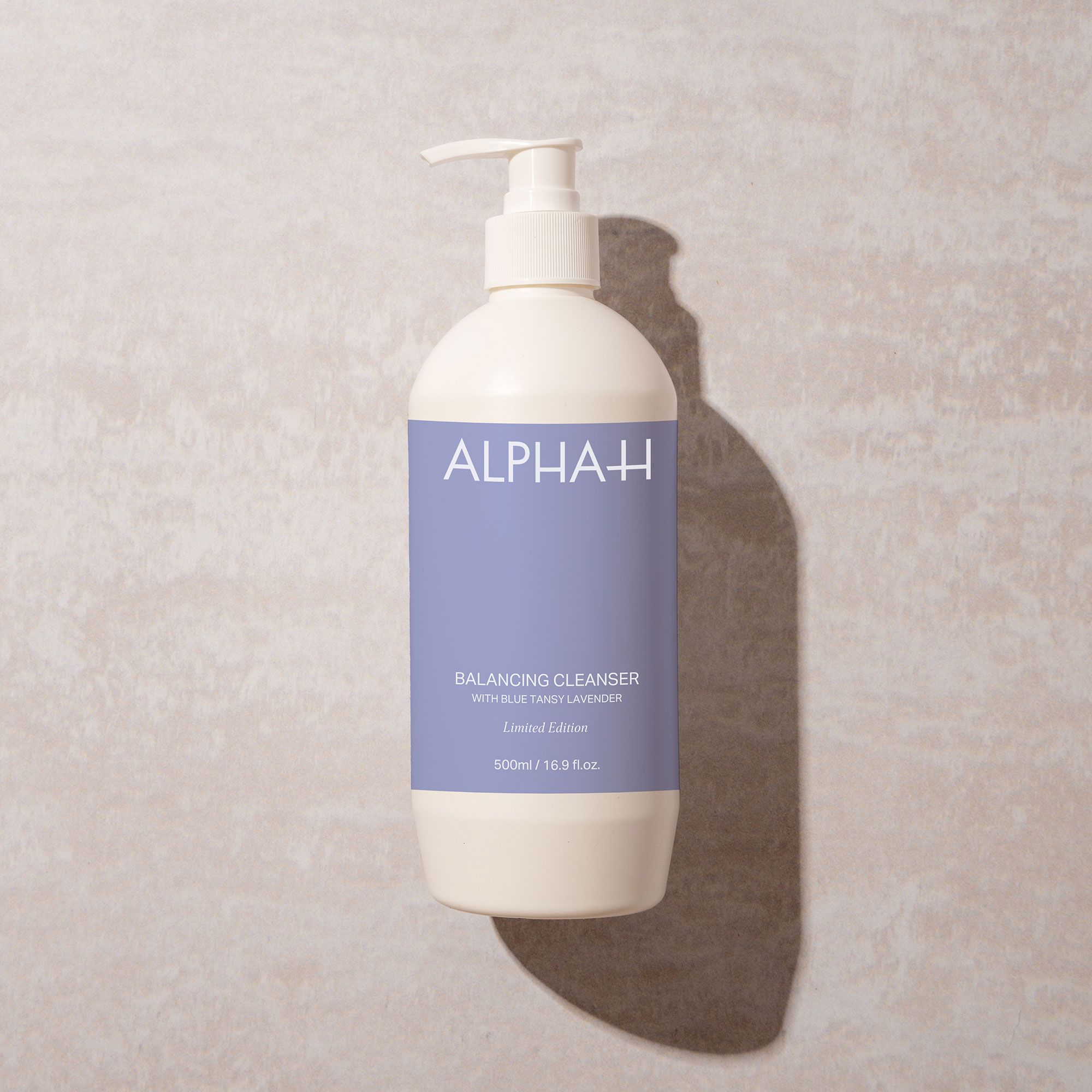 Alpha - H
Detergente Limited
Edition Blue Tansy
(500 ml)