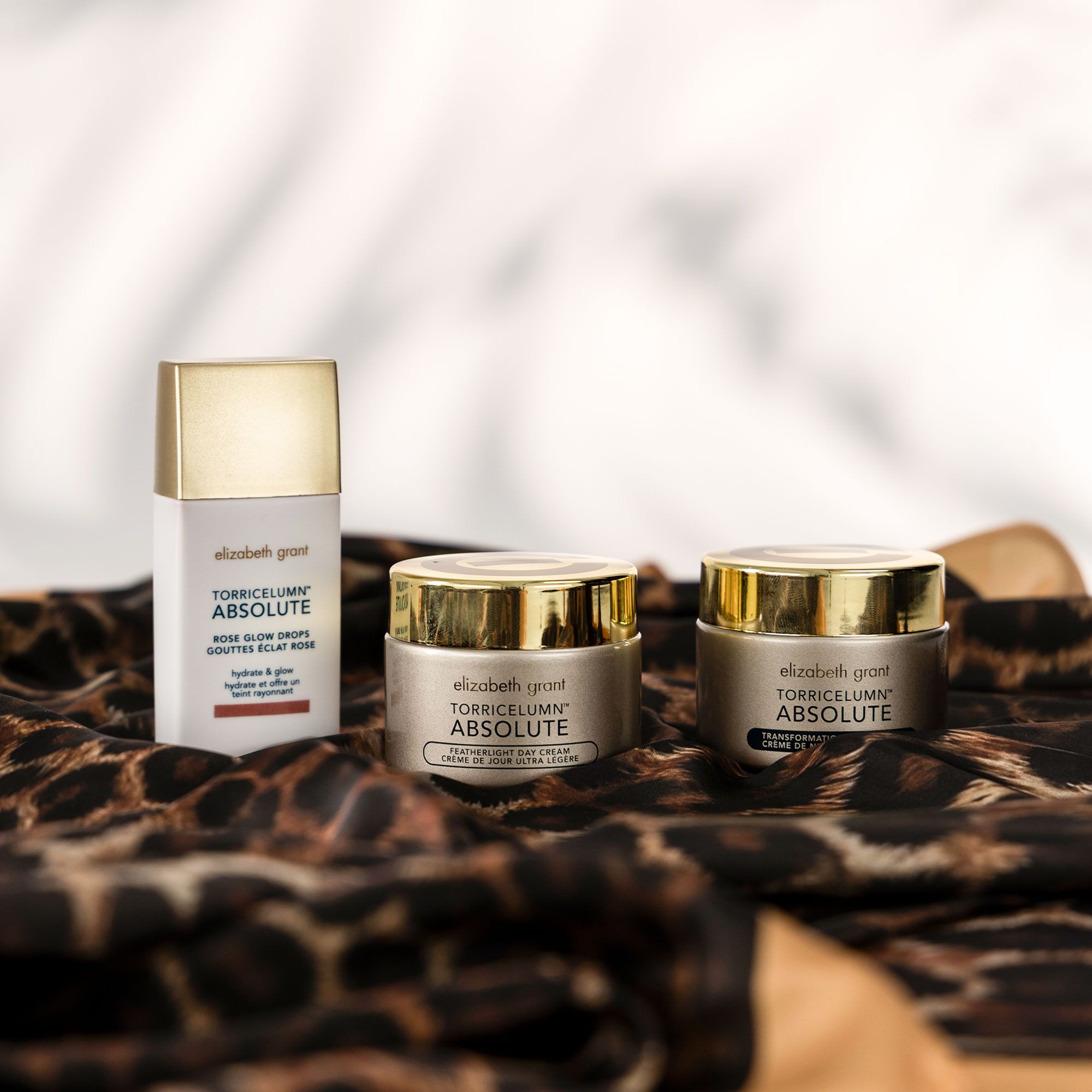 Elizabeth Grant 
Crema giorno e crema
notte + gocce
illuminanti e foulard