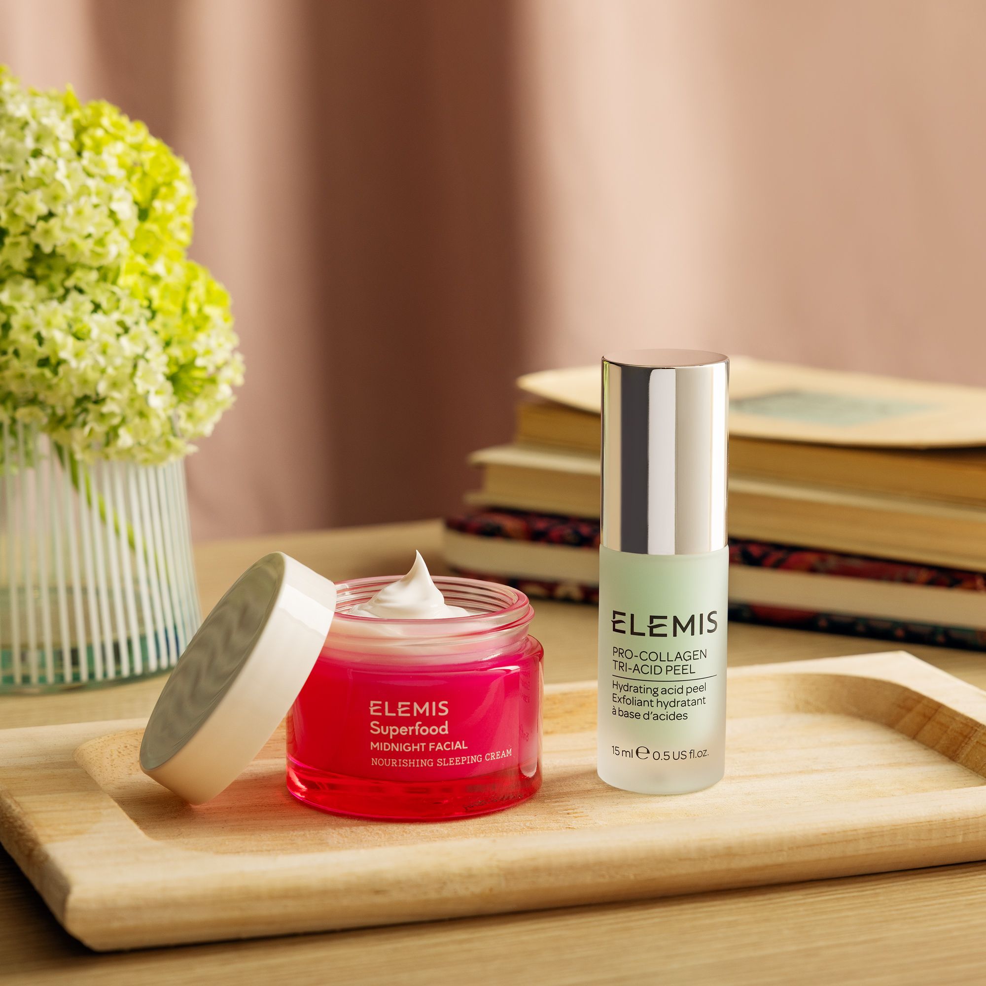 Elemis
Peeling Pro-Collagen
(15ml) e crema notte
viso Superfood (50ml)