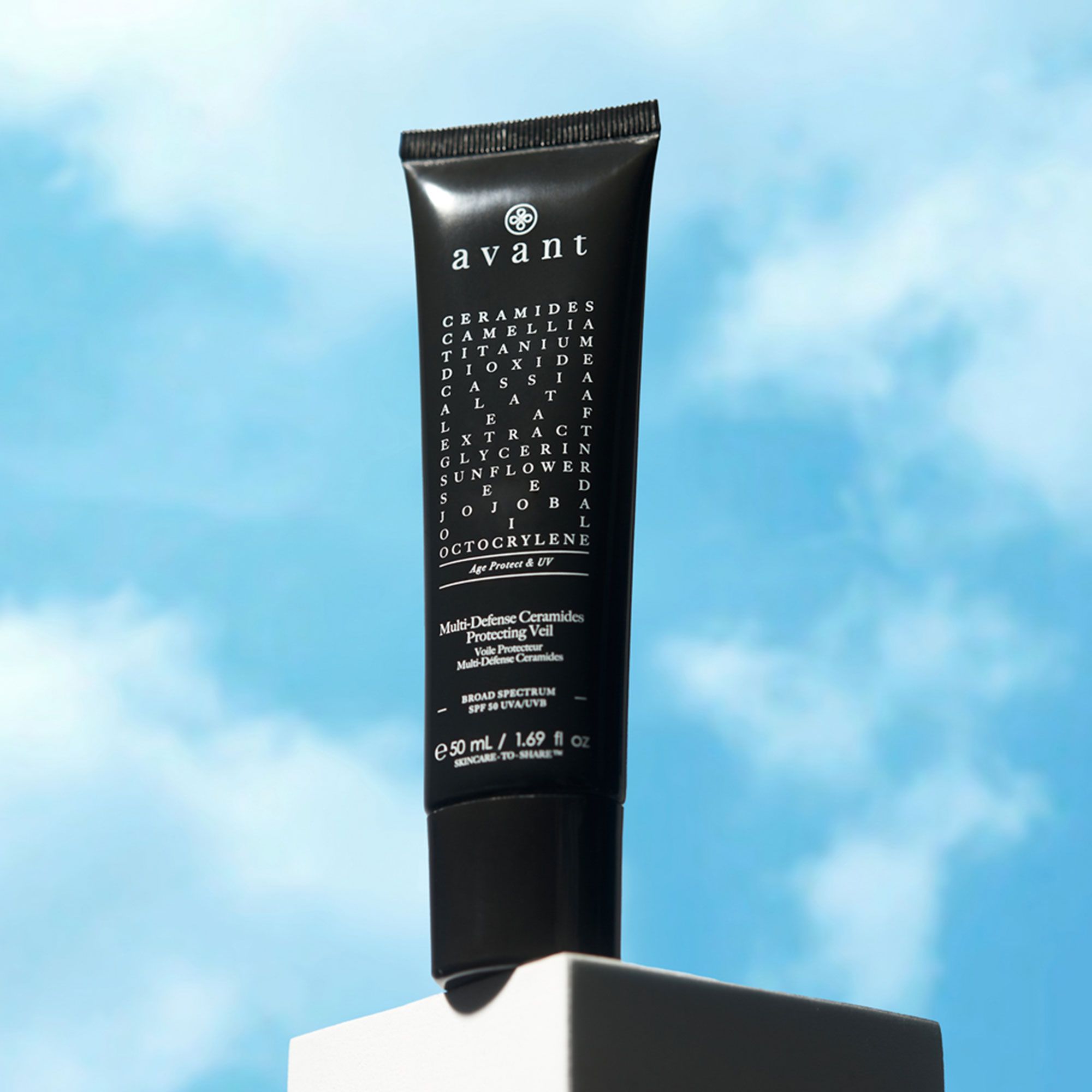 Avant
Crema solare viso
con ceramidi
SPF50 (50ml)