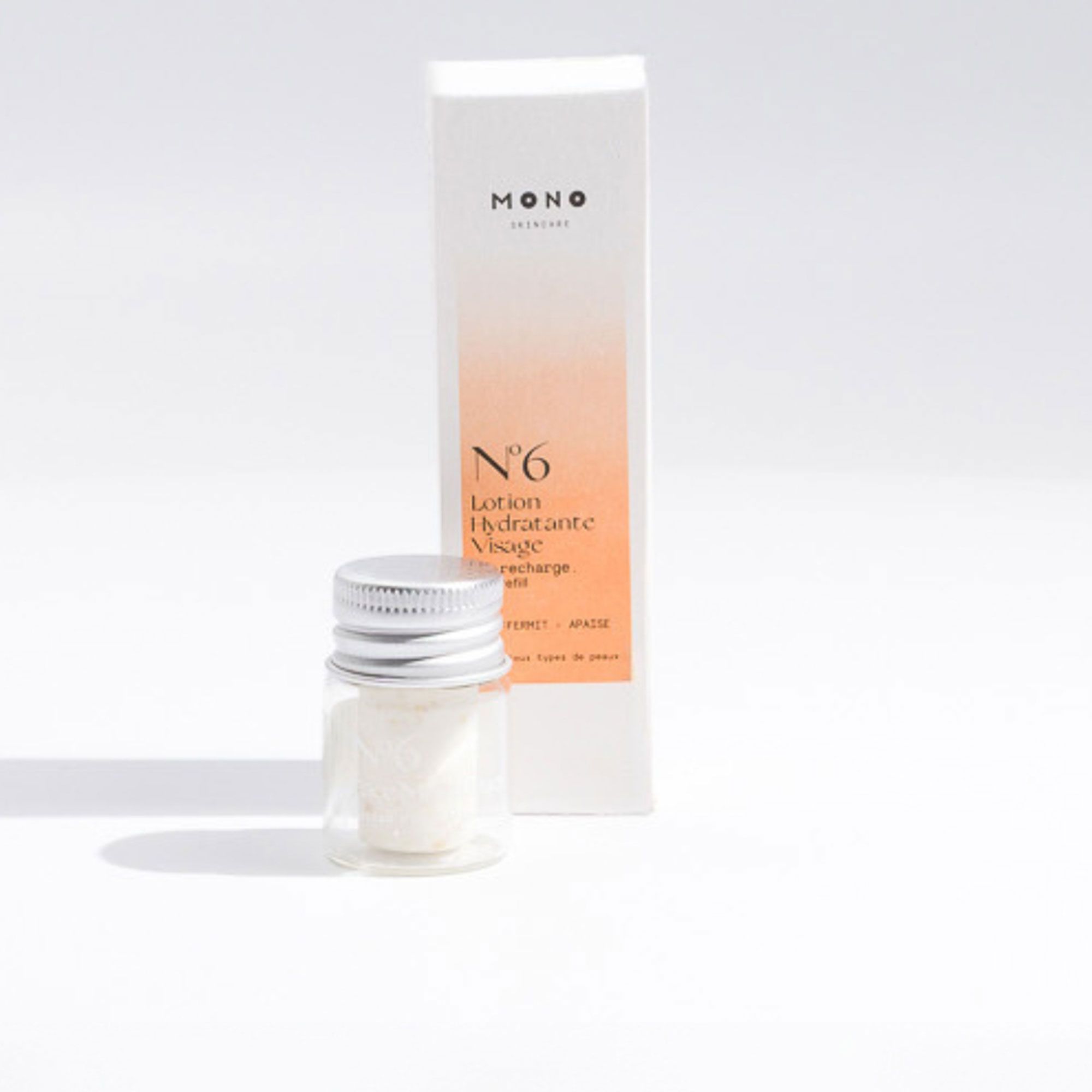 MONO Skincare Ricarica lozione idratante viso in compressa (8,5g)