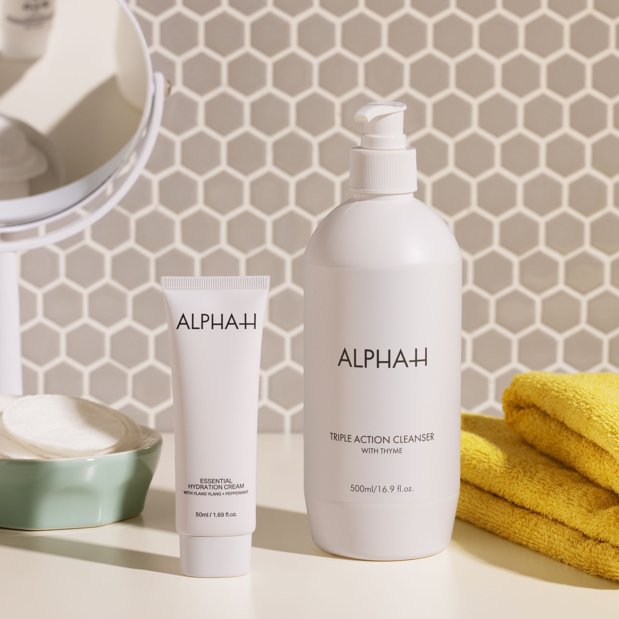 Alpha - H
Detergente Triple
Action (500ml)+crema
idratante (50ml)