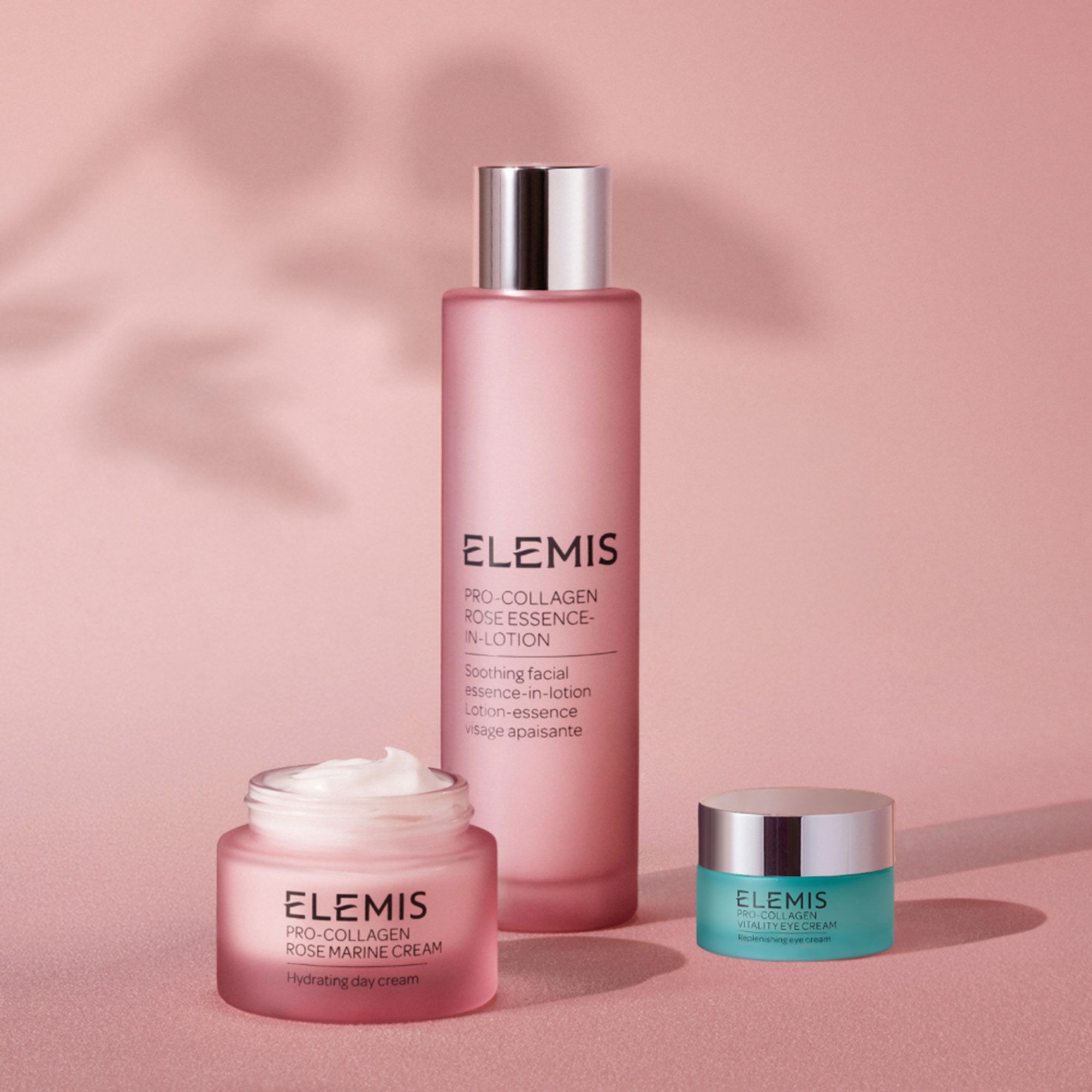 Elemis
Kit Rose Essence:
crema viso, contorno
occhi e essenza viso