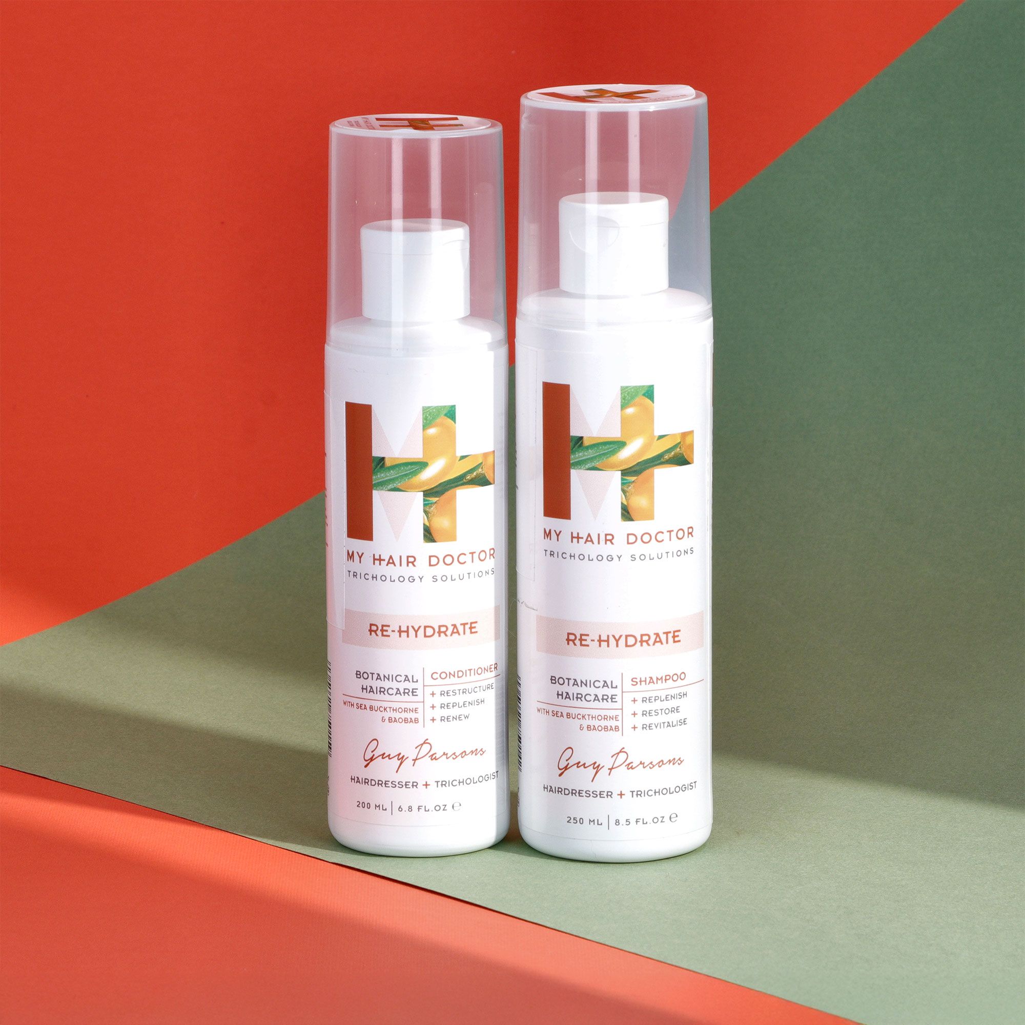 My Hair Doctor
Re-Hydrate Shampoo
(250ml) e balsamo
(200ml)