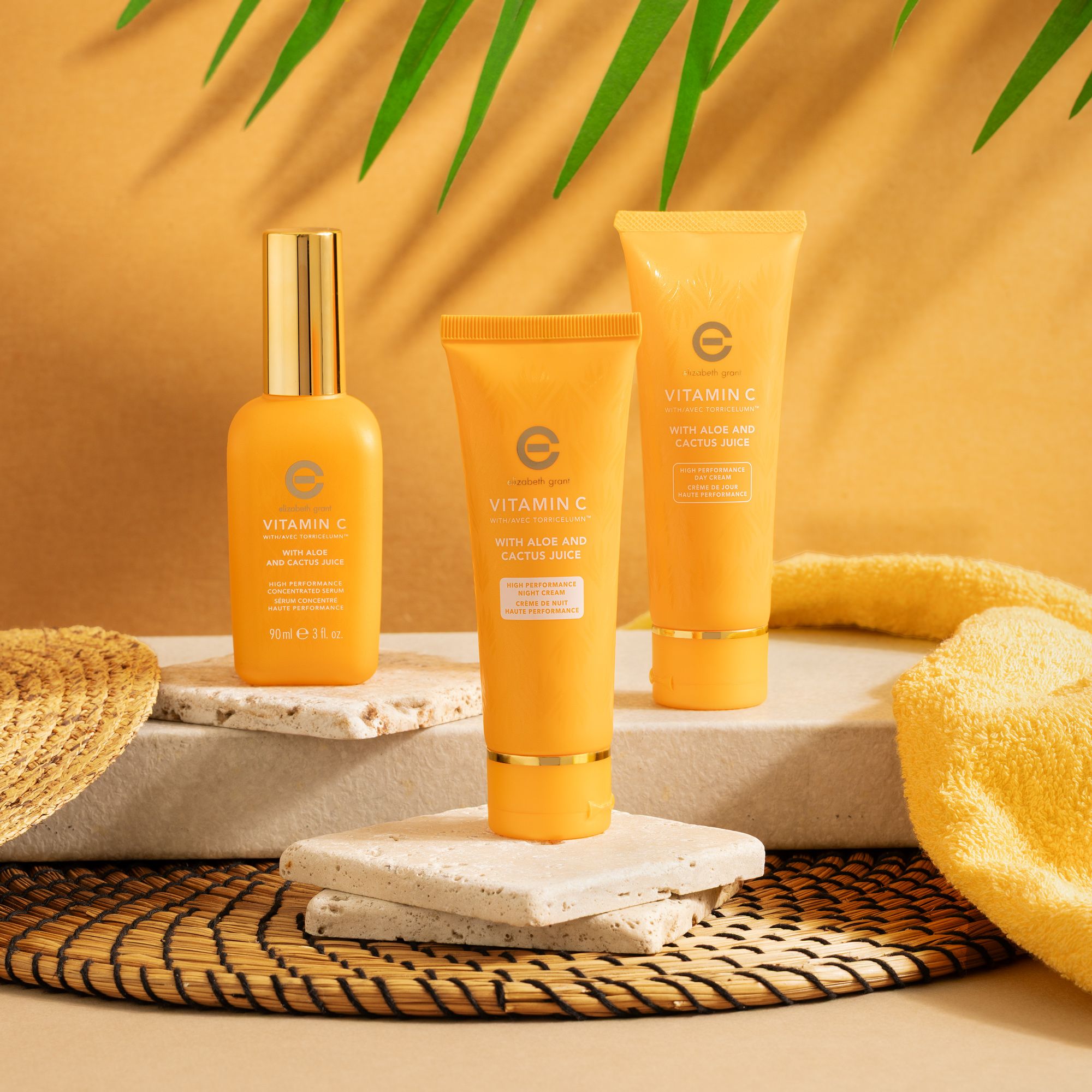Elizabeth Grant
Kit Vitamin C: siero
(90ml), crema giorno
(60ml) e notte (60ml)
