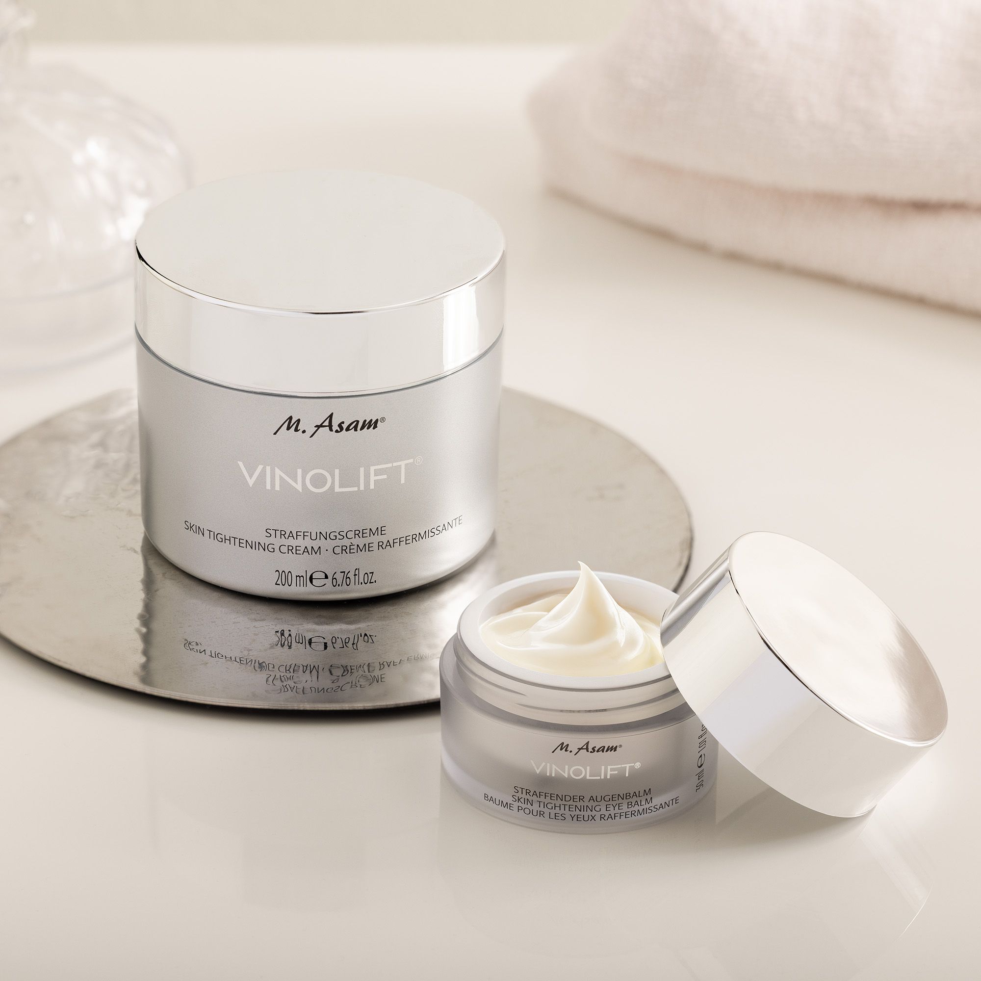 M. Asam
Skin Tightening kit:
crema viso (200 ml) e
balsamo occhi (30 ml)